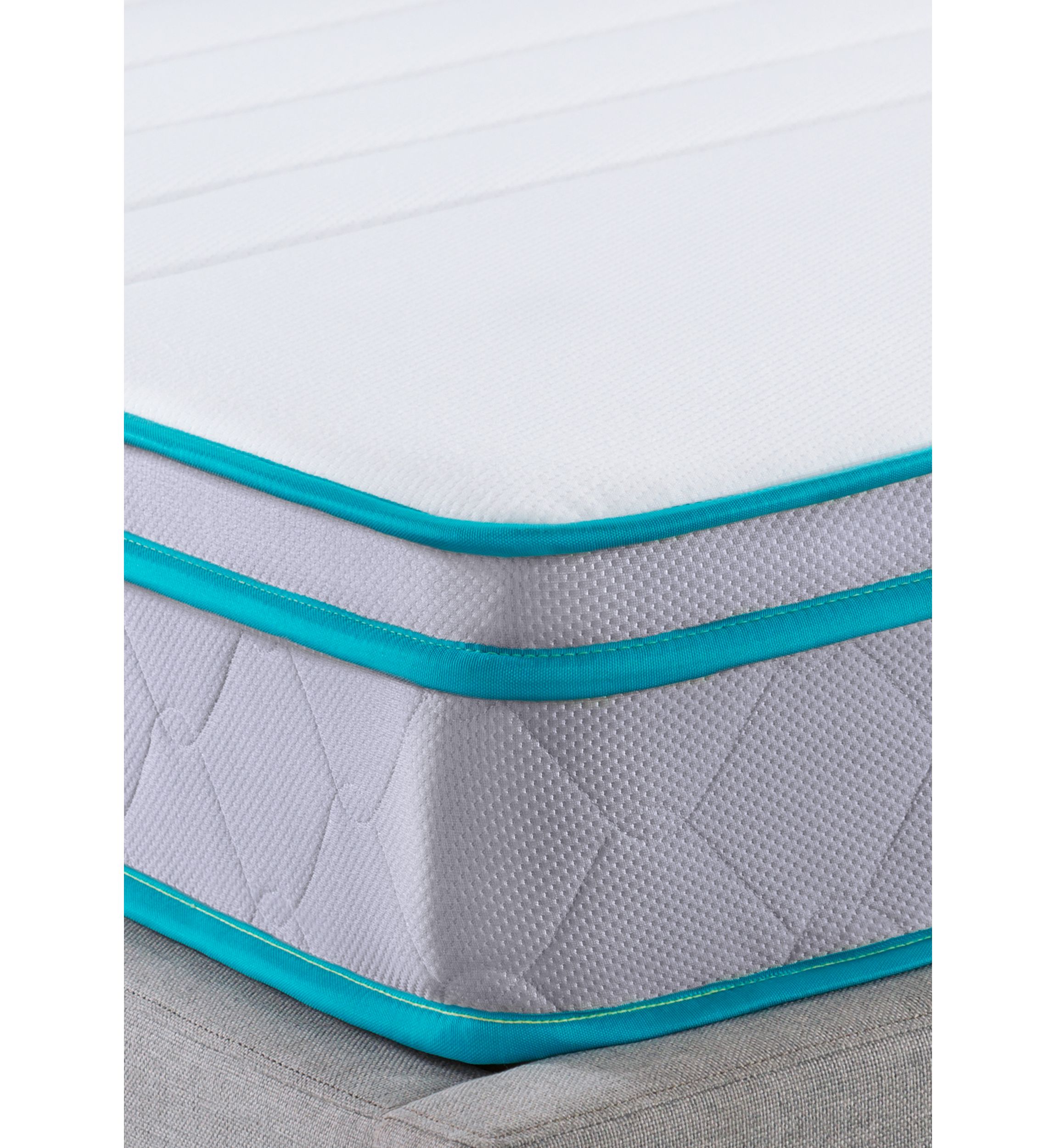 Signature 8 Inch Hybrid Innerspring and Gel Memory Foam Mattress
