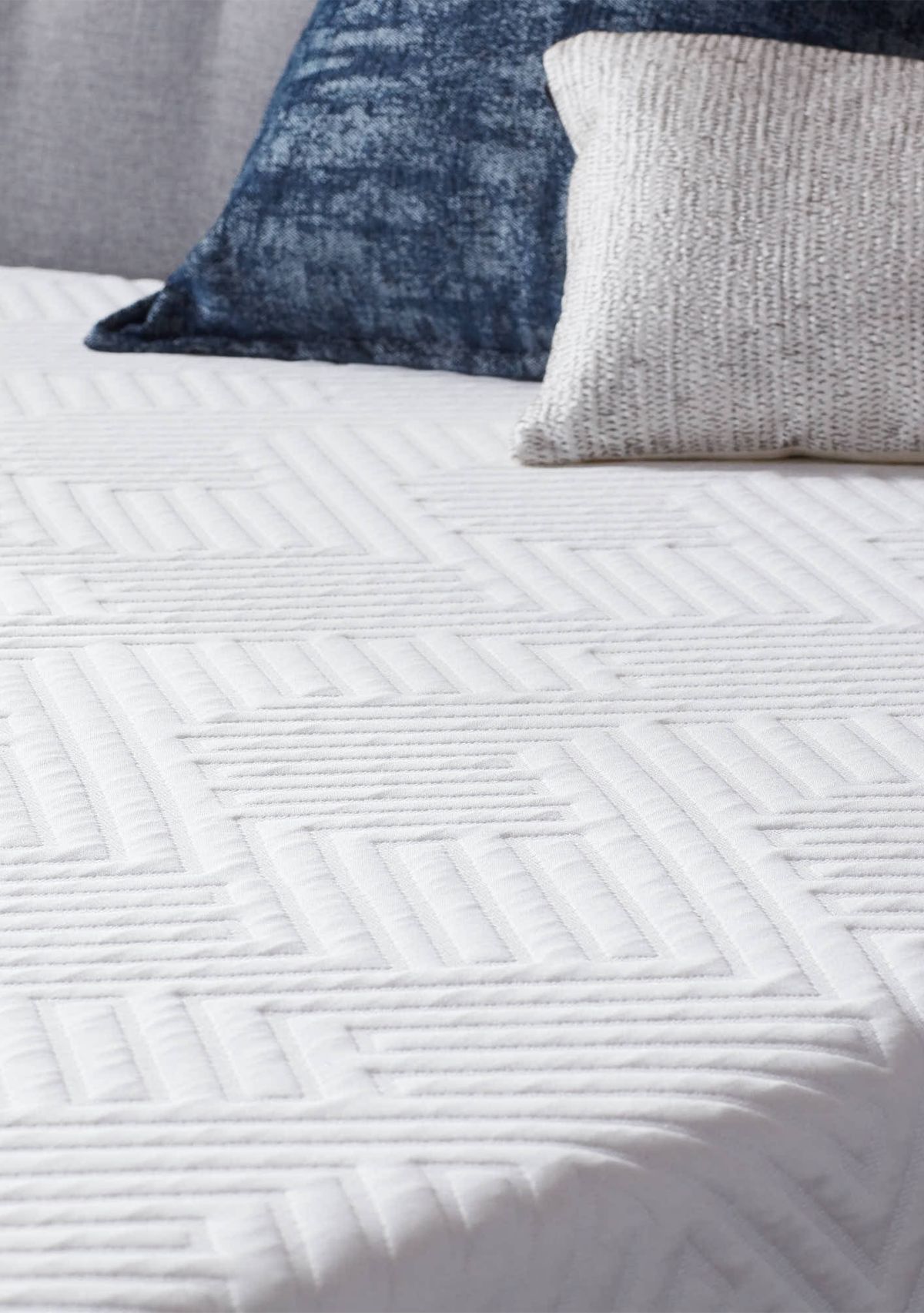 Dream Collection 10 Inch Gel & Aloe Vera Hybrid Mattress