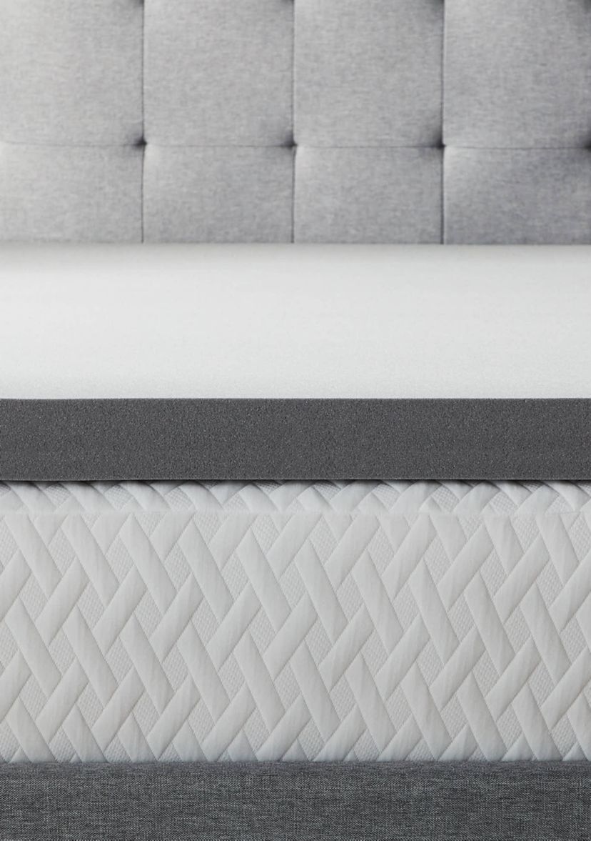 Dream Collection 3 Inch Bamboo Charcoal Memory Foam Topper