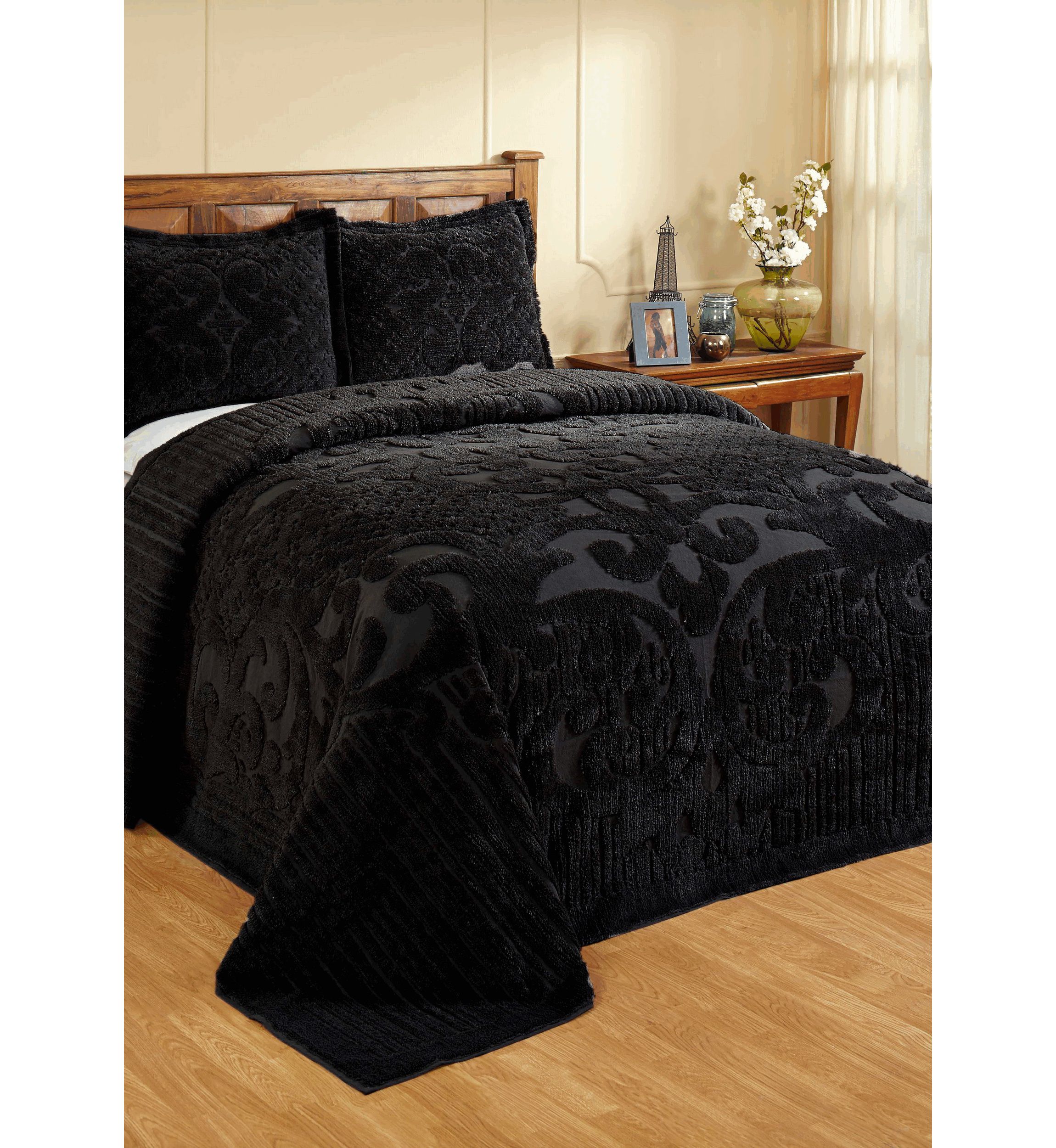 Ashton Collection Medallion Design 100% Cotton Tufted Unique Luxurious Bedspread
