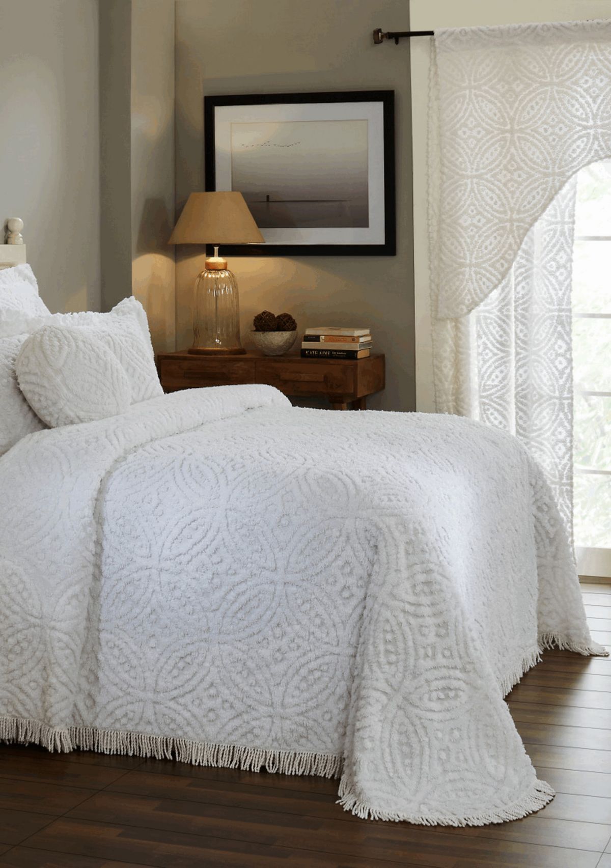 Wedding Ring Collection Loop Design 100% Cotton Tufted Unique Luxurious Machine Bedspread