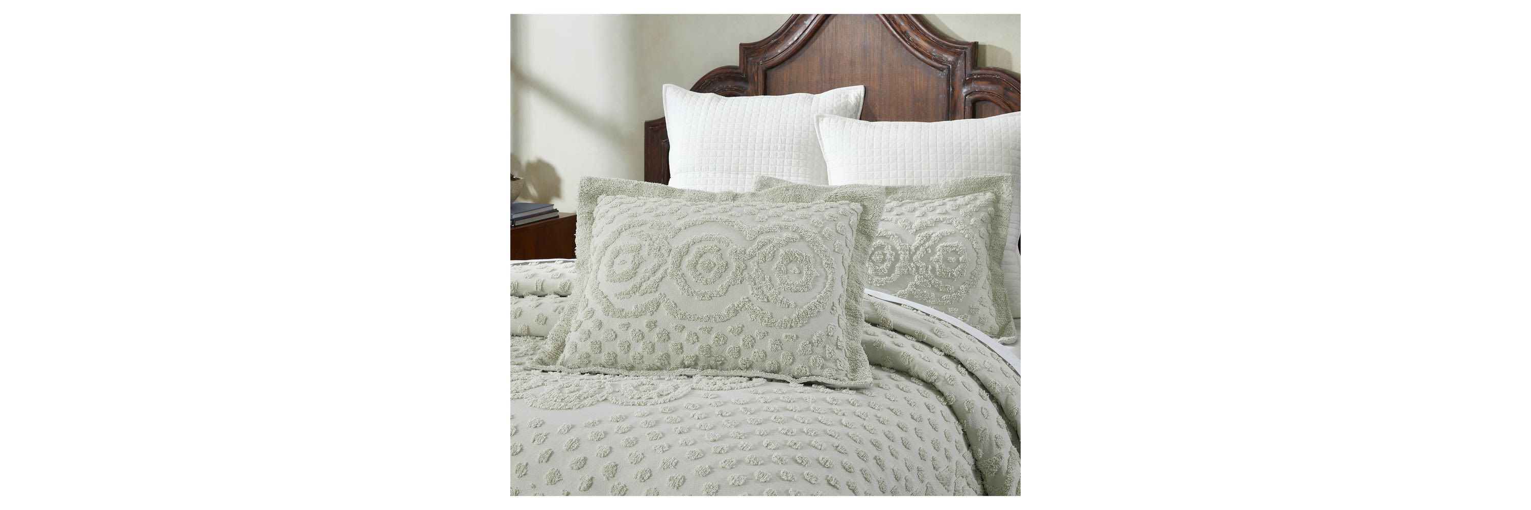 Heirloom Collection Euro Sham in Navy