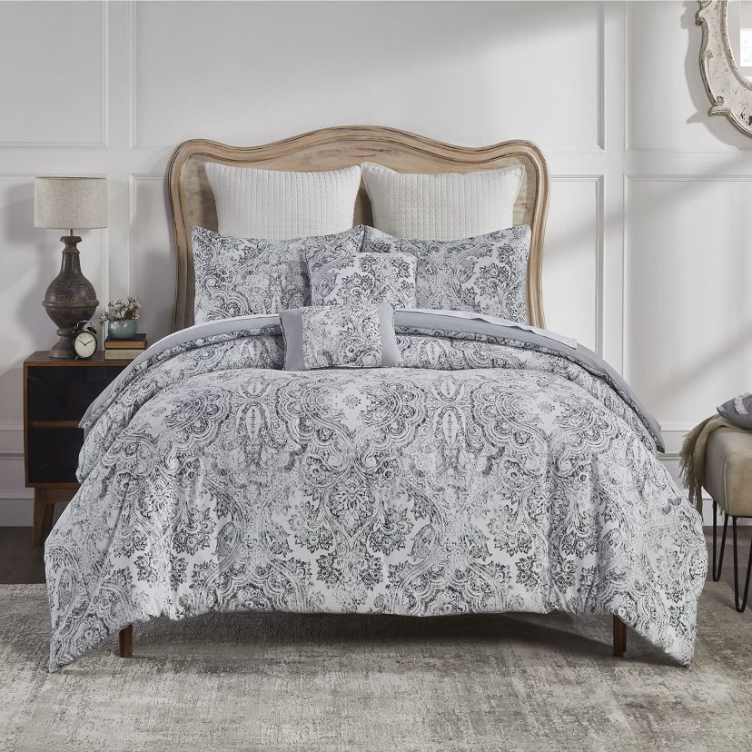 Alice Collection 6 PC Set (104" x 90" | 20" x 26" | 18" X 18" / 16" X 16"/ 12" X 16") in Gray