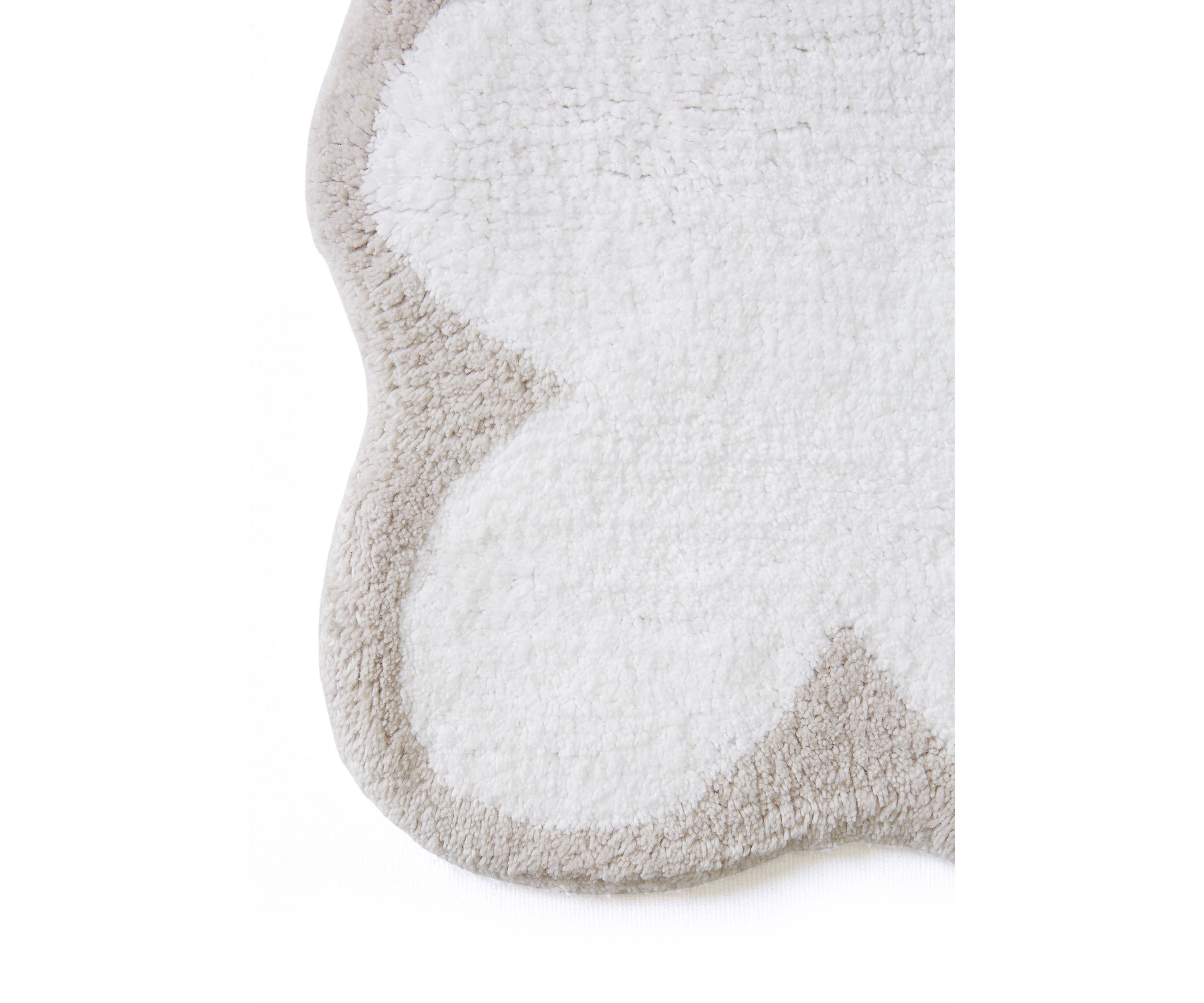 Scalloped Bath Rug