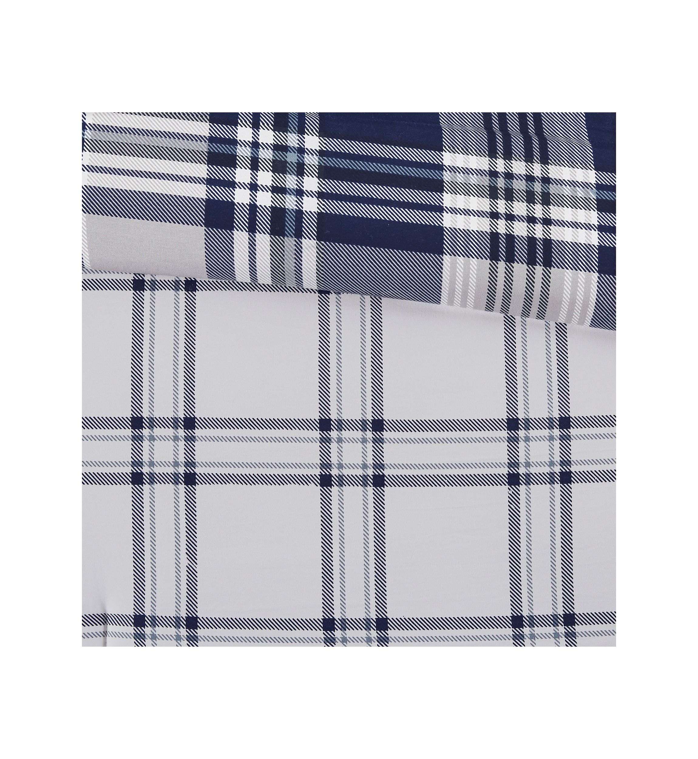 Patrick Reversible Comforter Set with Bed Sheets