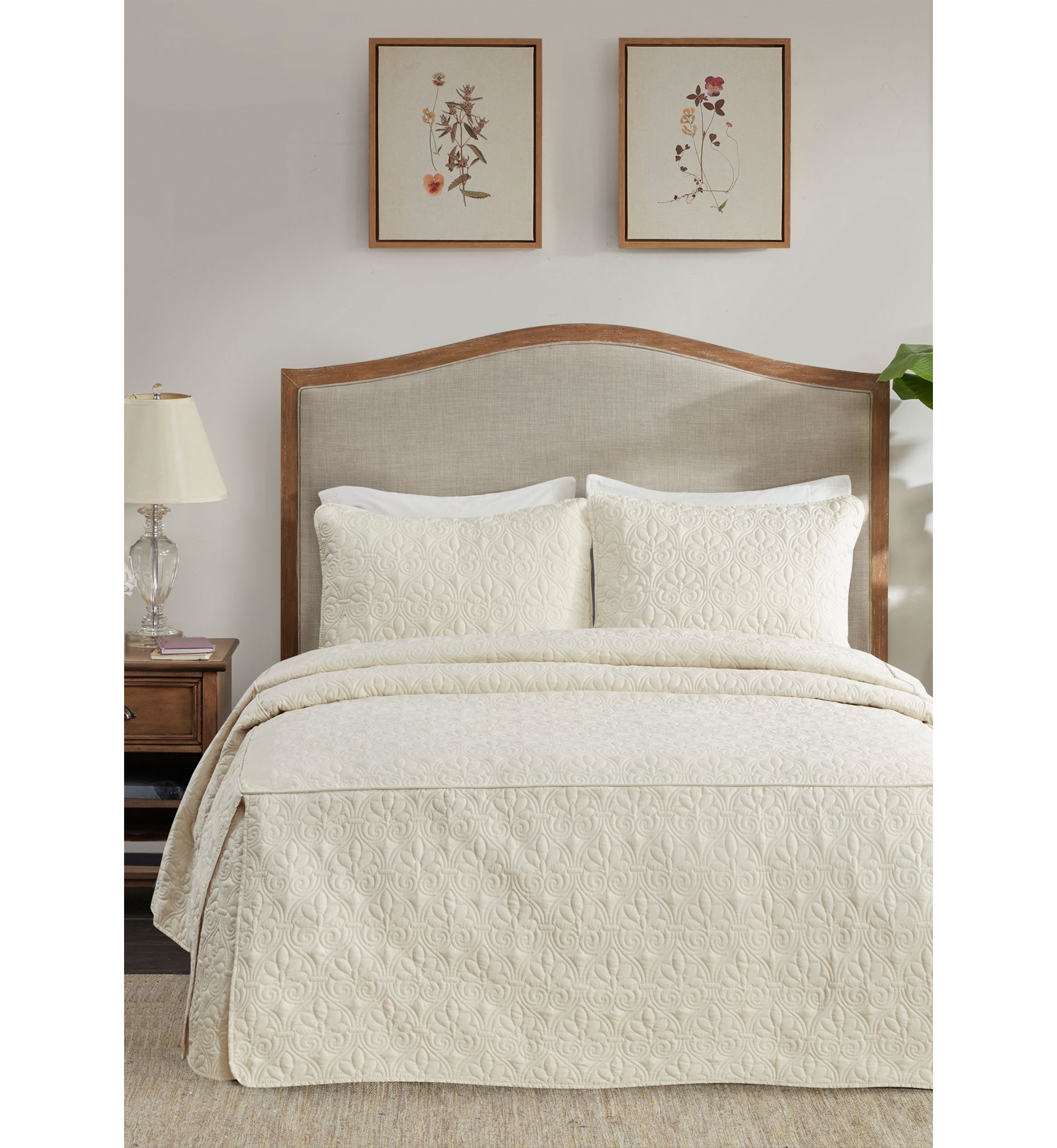 Quebec 3 Piece Fitted Bedspread Set