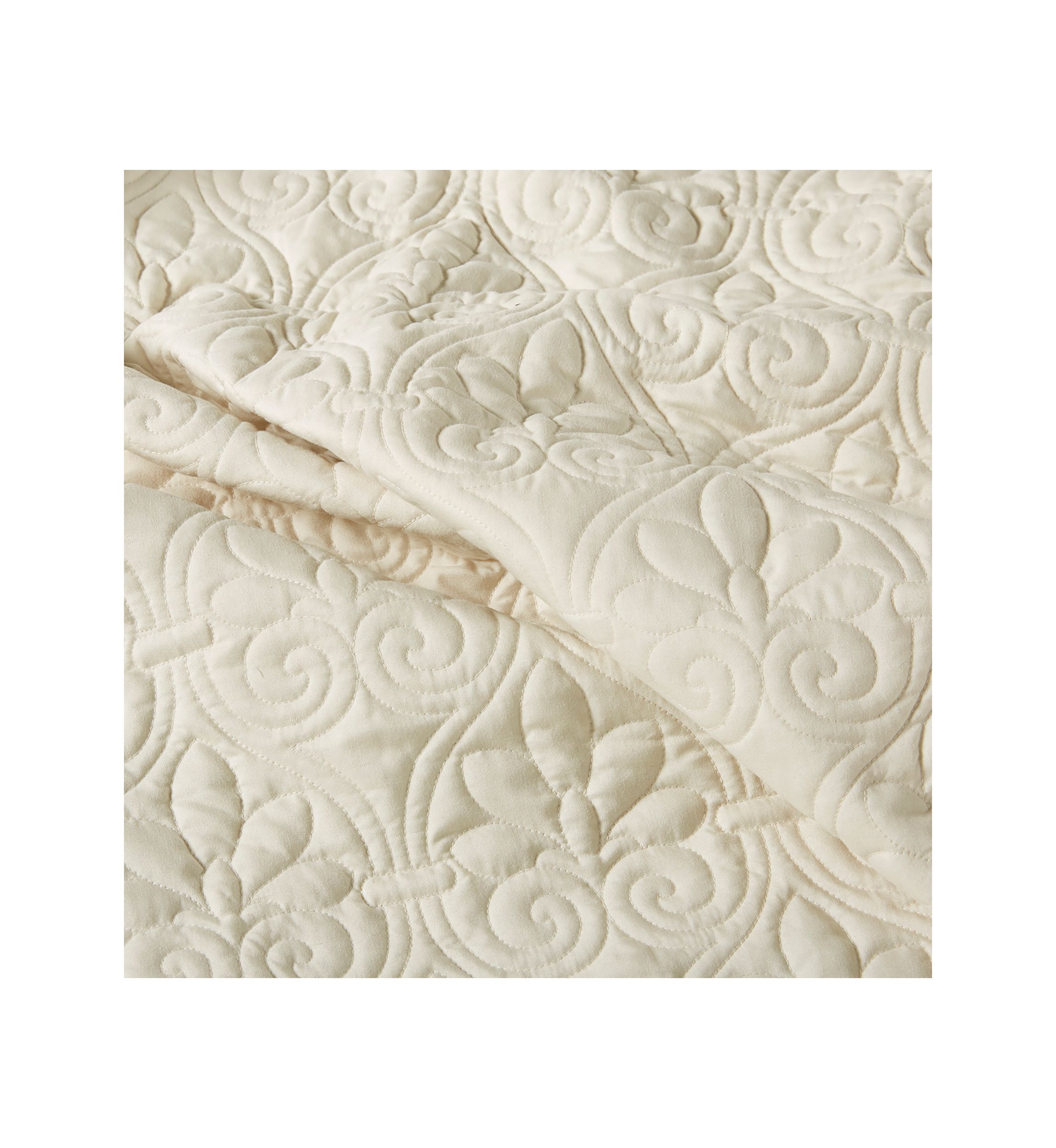 Quebec 3 Piece Fitted Bedspread Set