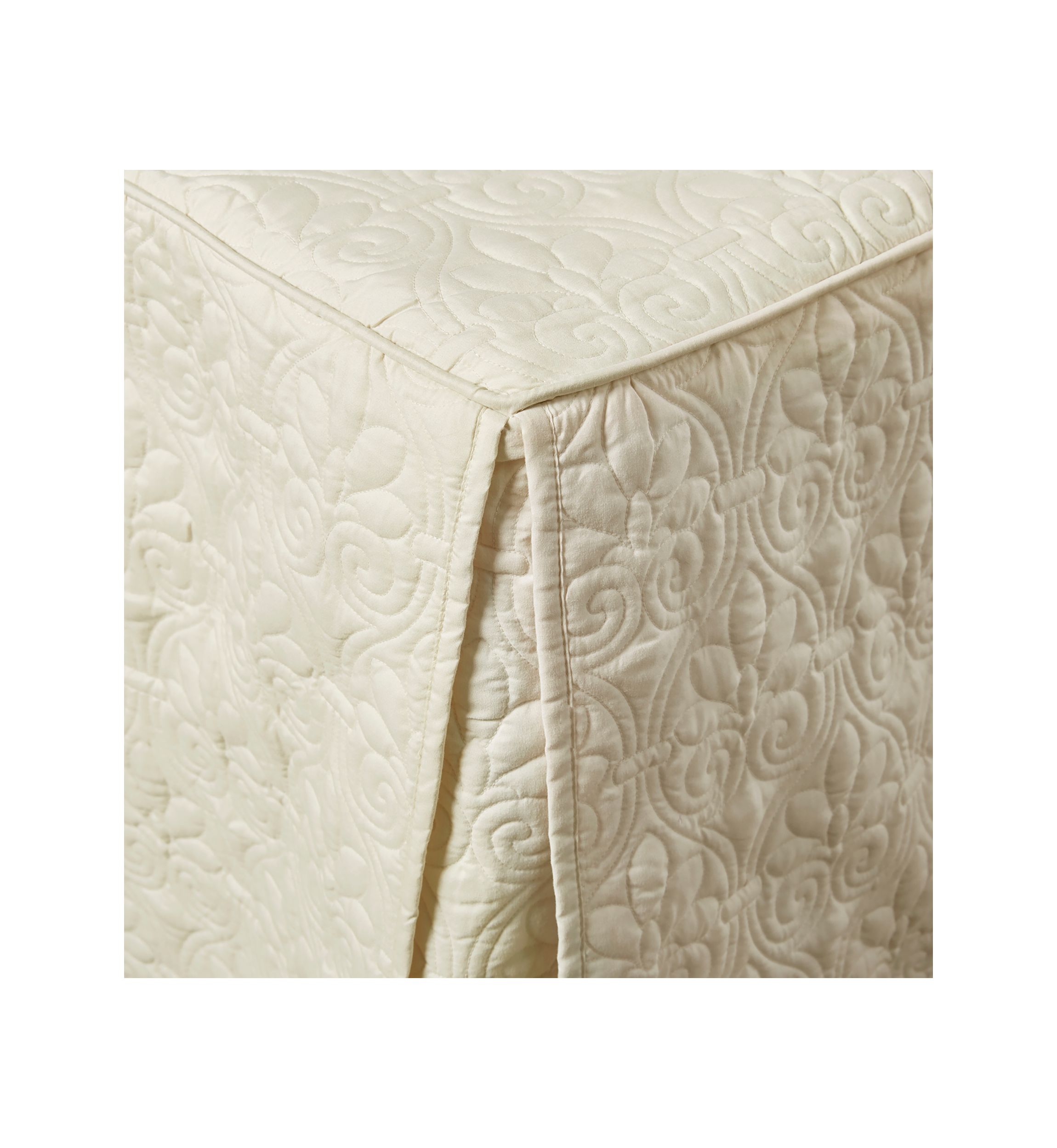 Quebec 3 Piece Fitted Bedspread Set