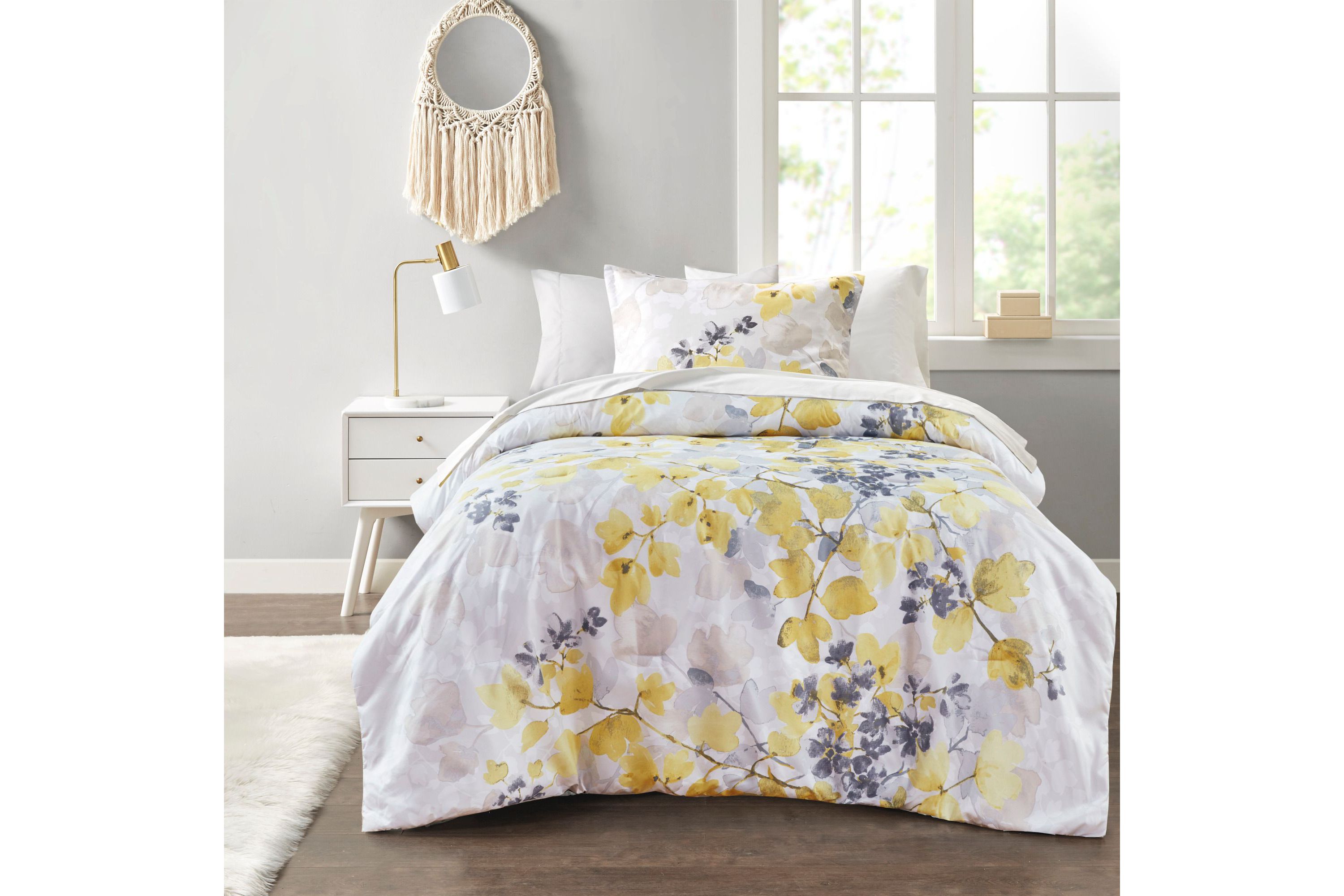 Alexis Comforter Set with Bed Sheets