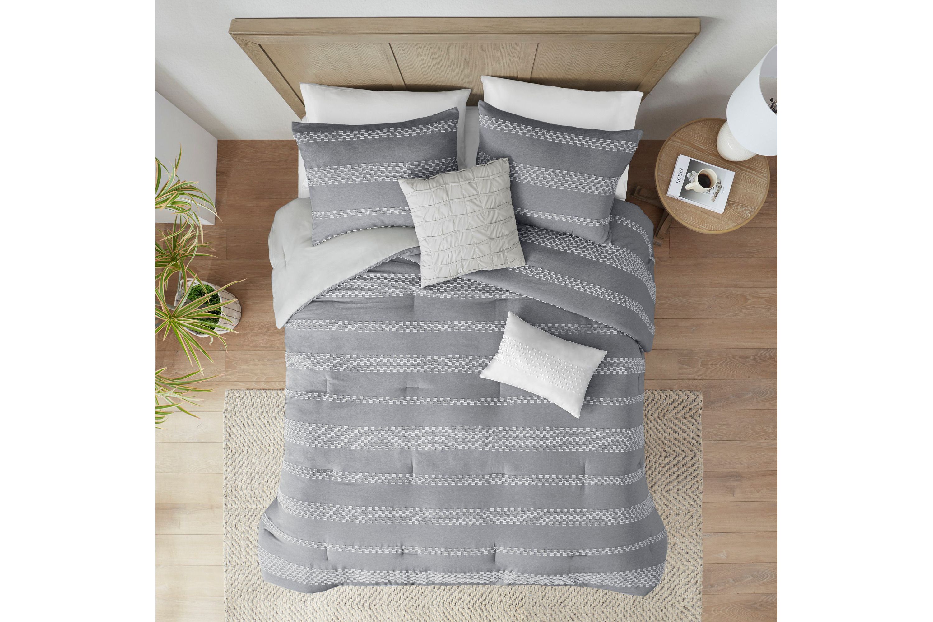 Drew 5 Piece Clipped Jacquard Comforter Set with Throw Pillows
