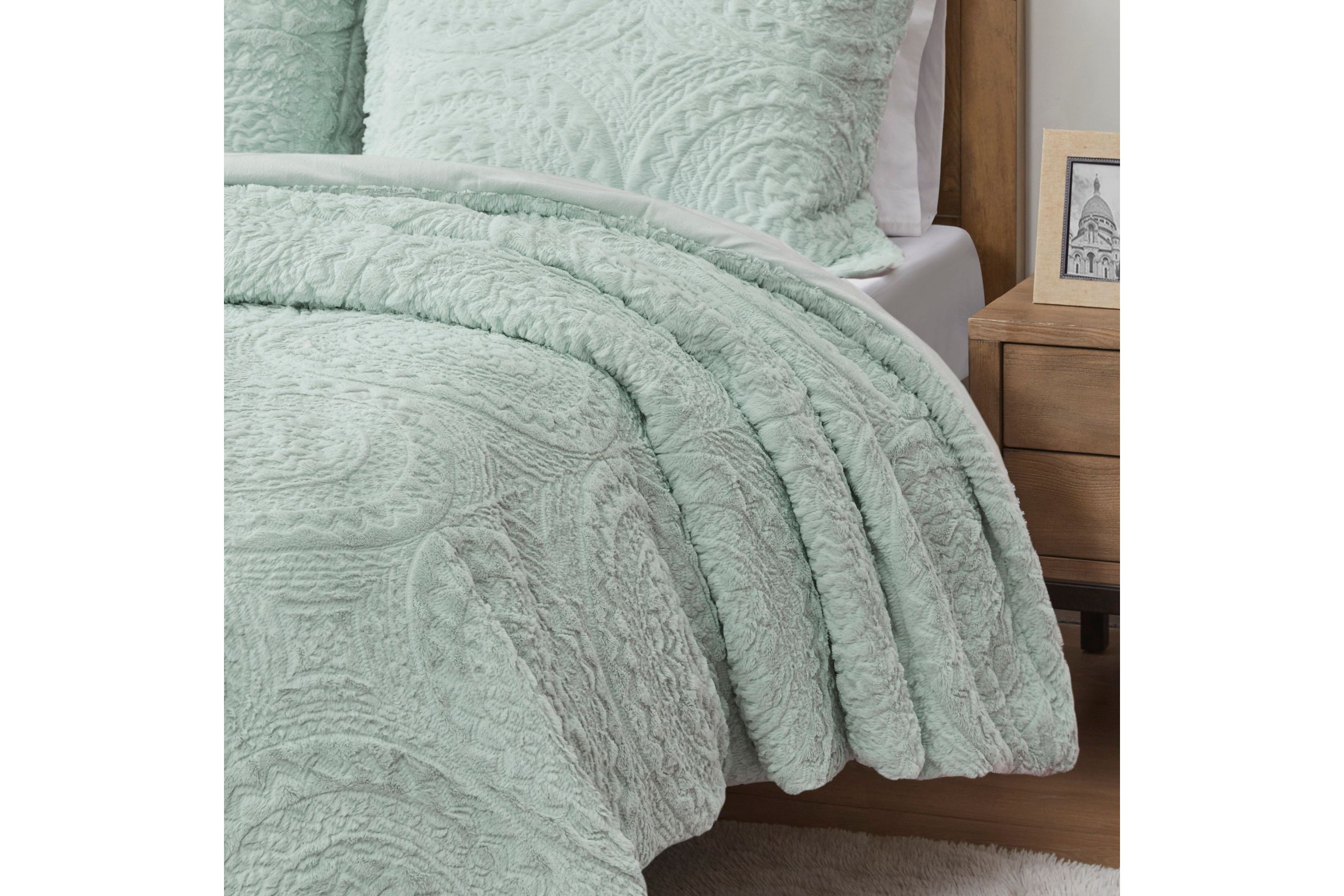 Arya Embroidered Medallion Faux Fur Ultra Plush Comforter Mini Set
