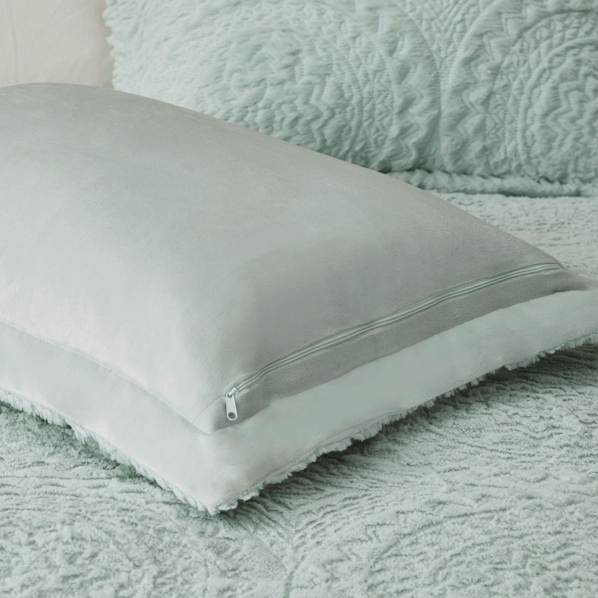 Arya Embroidered Medallion Faux Fur Ultra Plush Comforter Mini Set