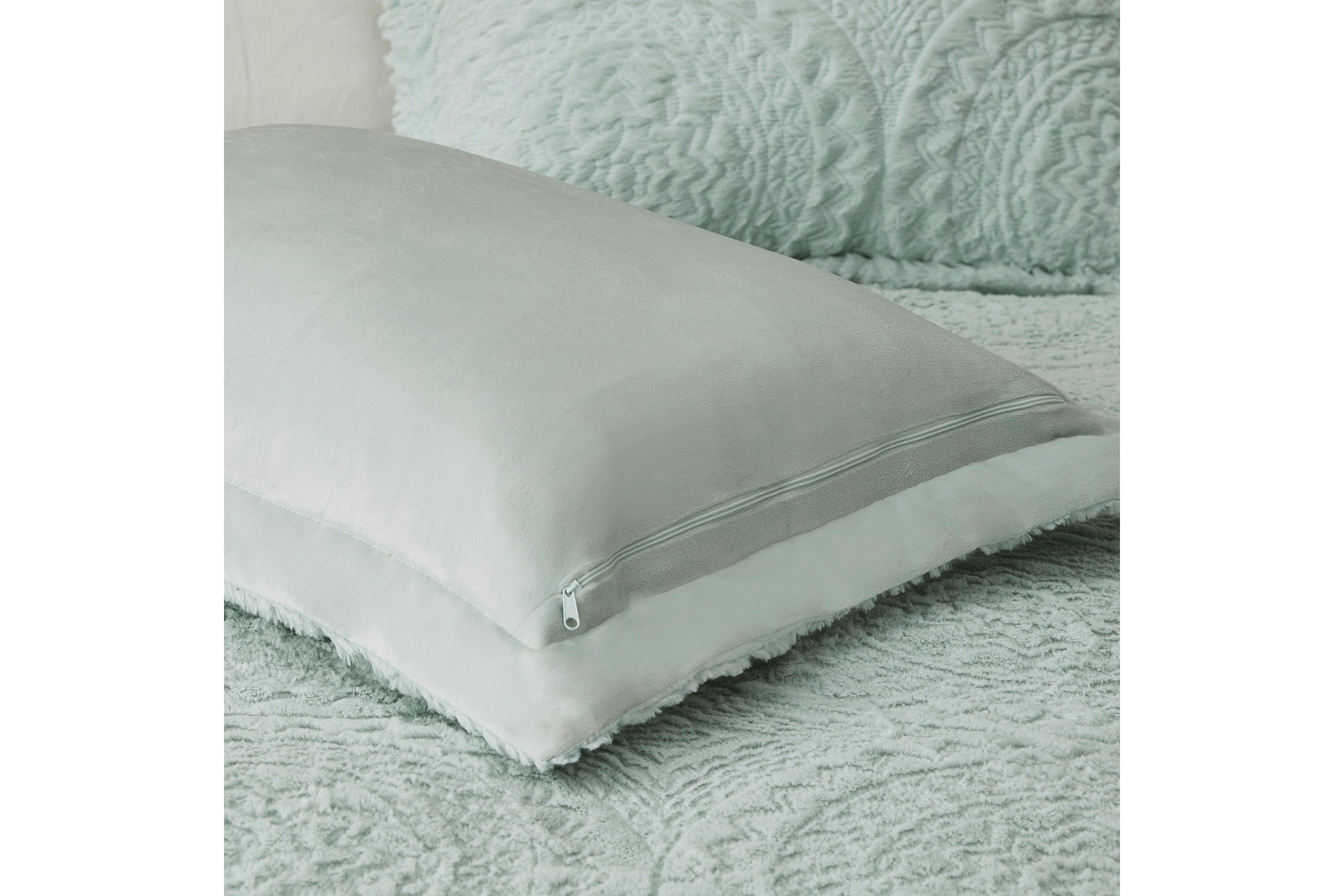 Arya Embroidered Medallion Faux Fur Ultra Plush Comforter Mini Set