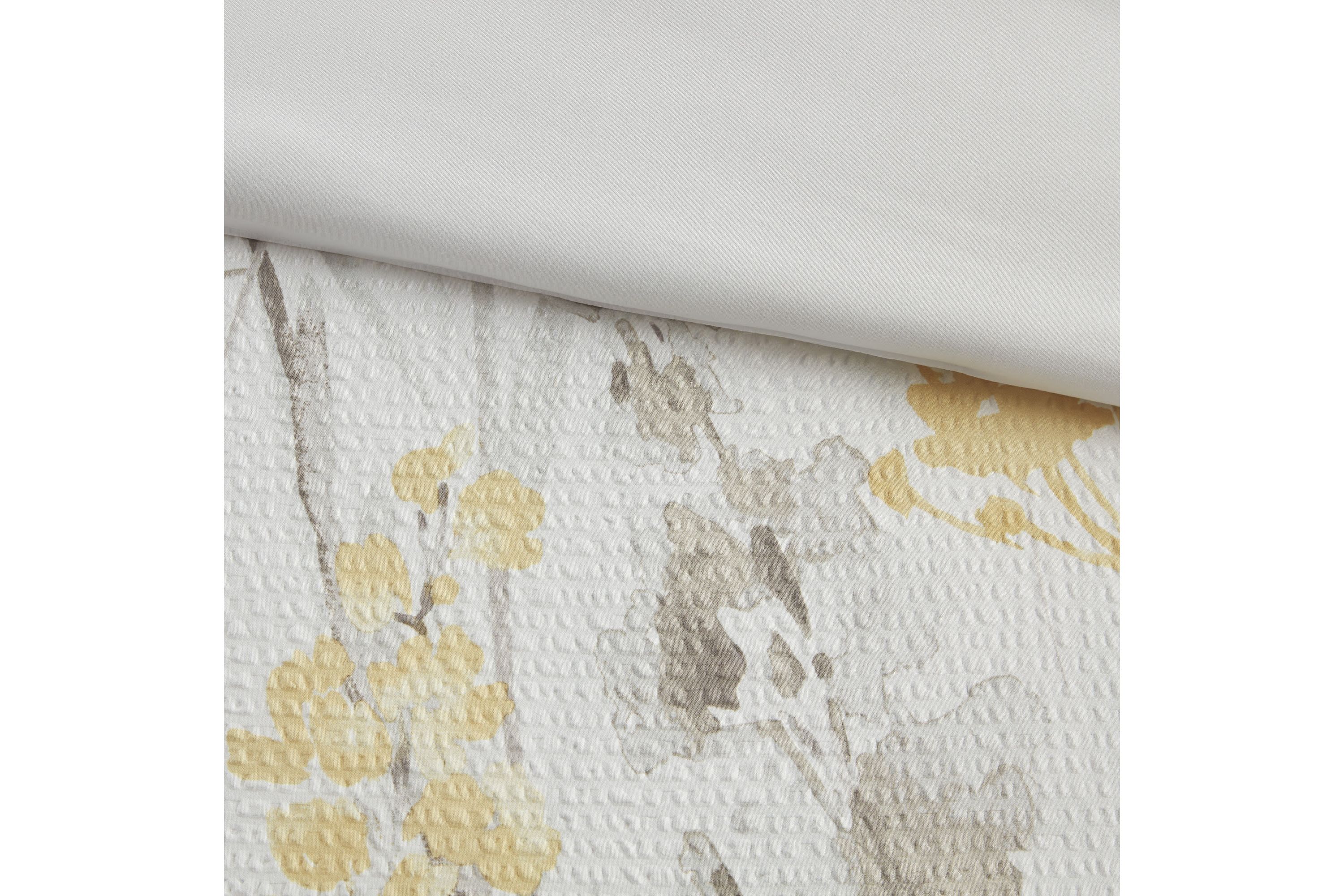 Prairie 5 Piece Seersucker Comforter Set with Throw Pillows