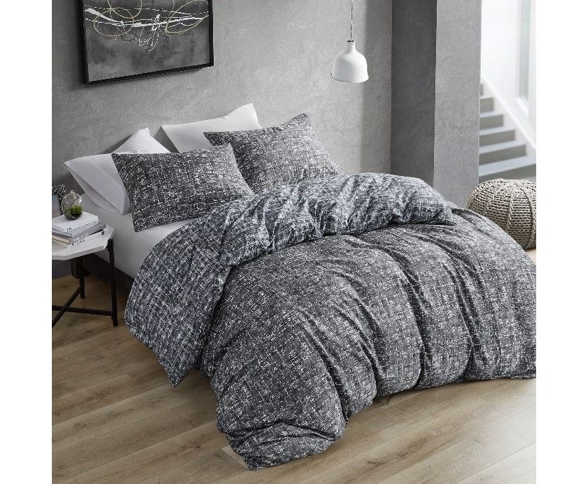 Maca Reversible Comforter Set