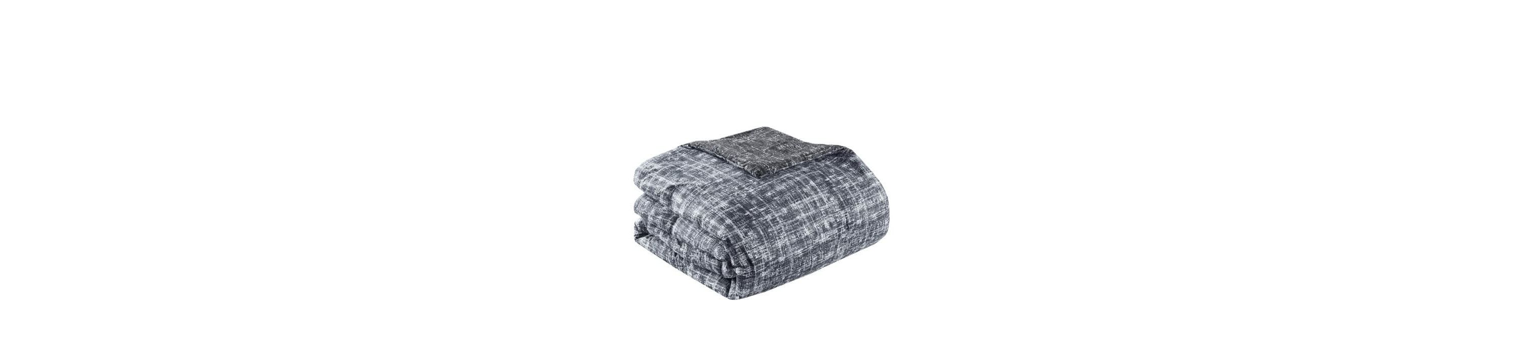 Maca Reversible Comforter Set