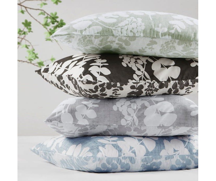 Maca Reversible Comforter Set
