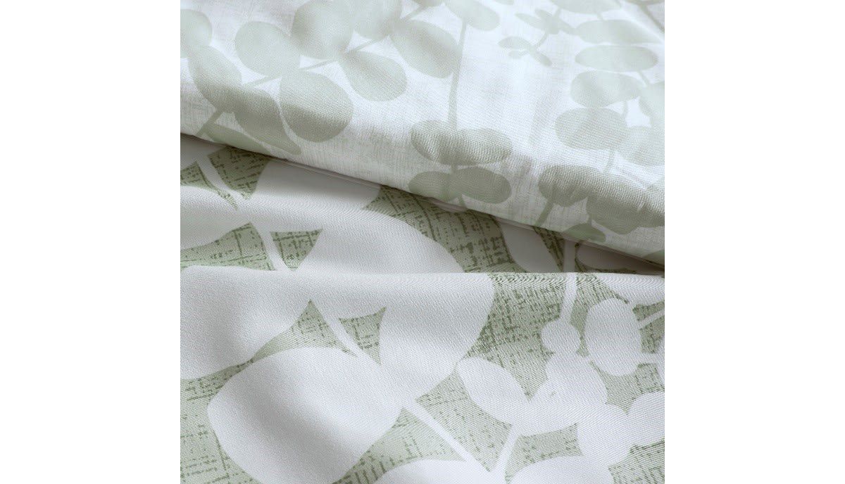 Aria Floral Print Revesible Comforter Set