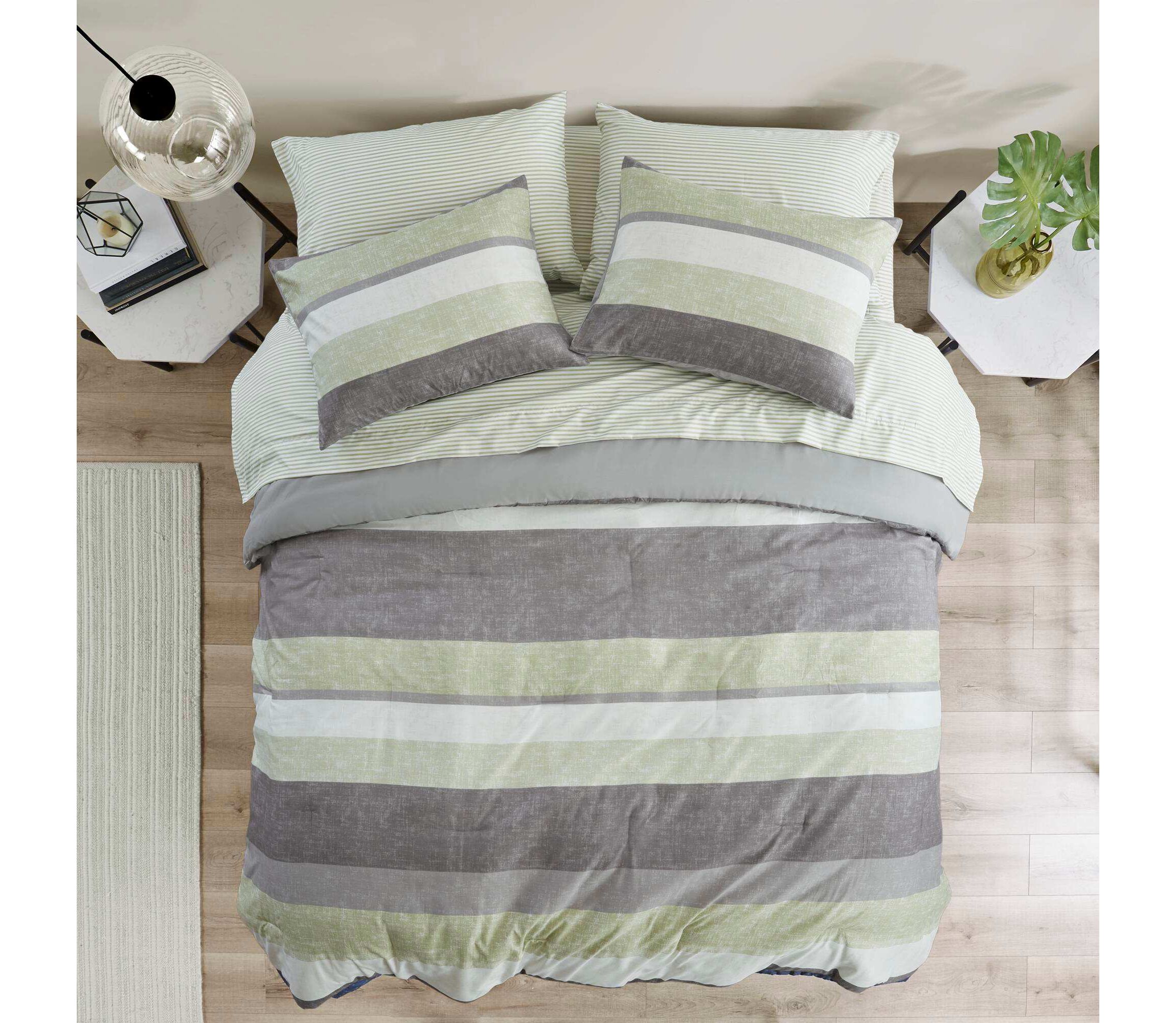 Jaxon Stripe Comforter Set with Bed Sheets