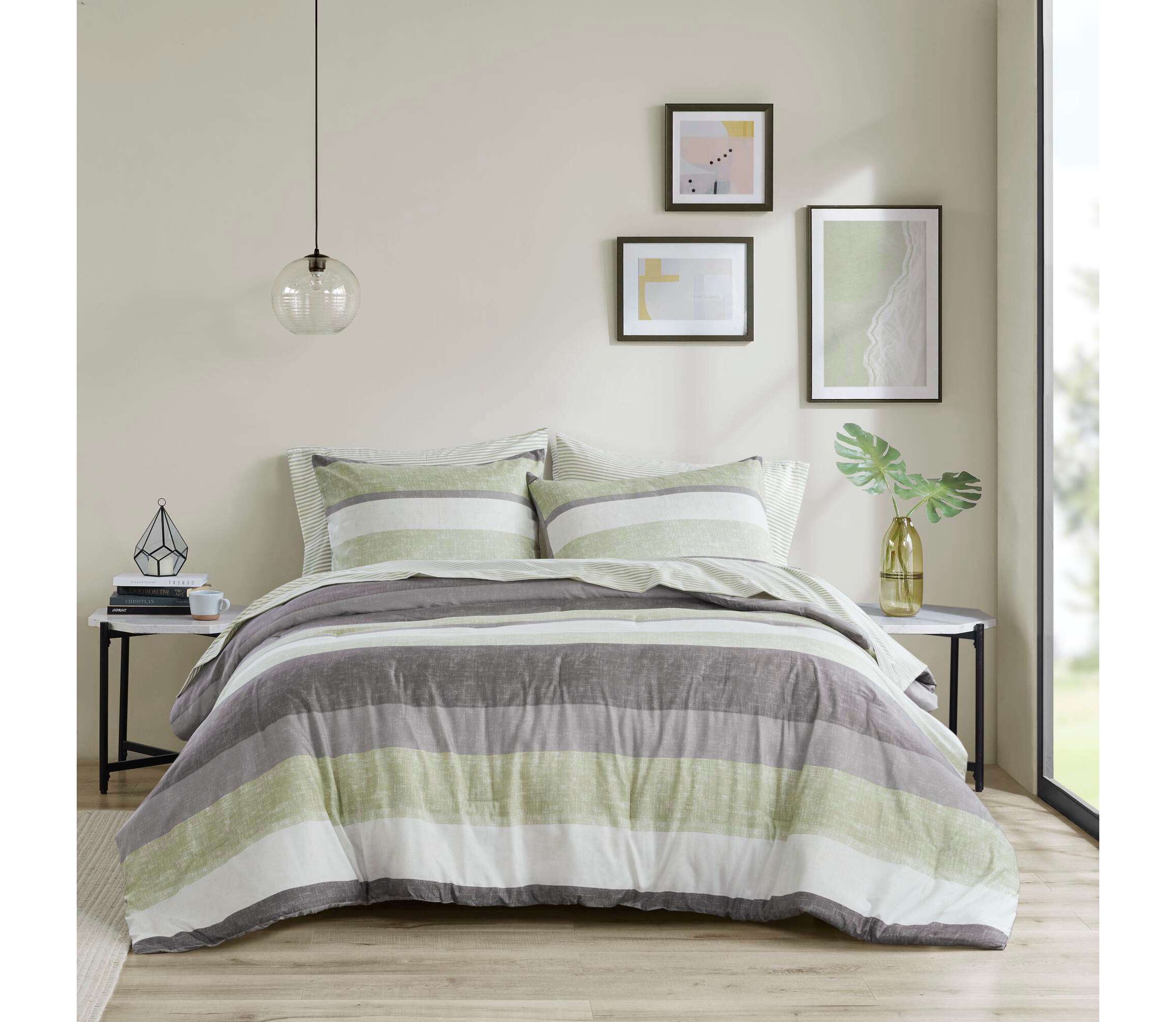 Jaxon Stripe Comforter Set with Bed Sheets
