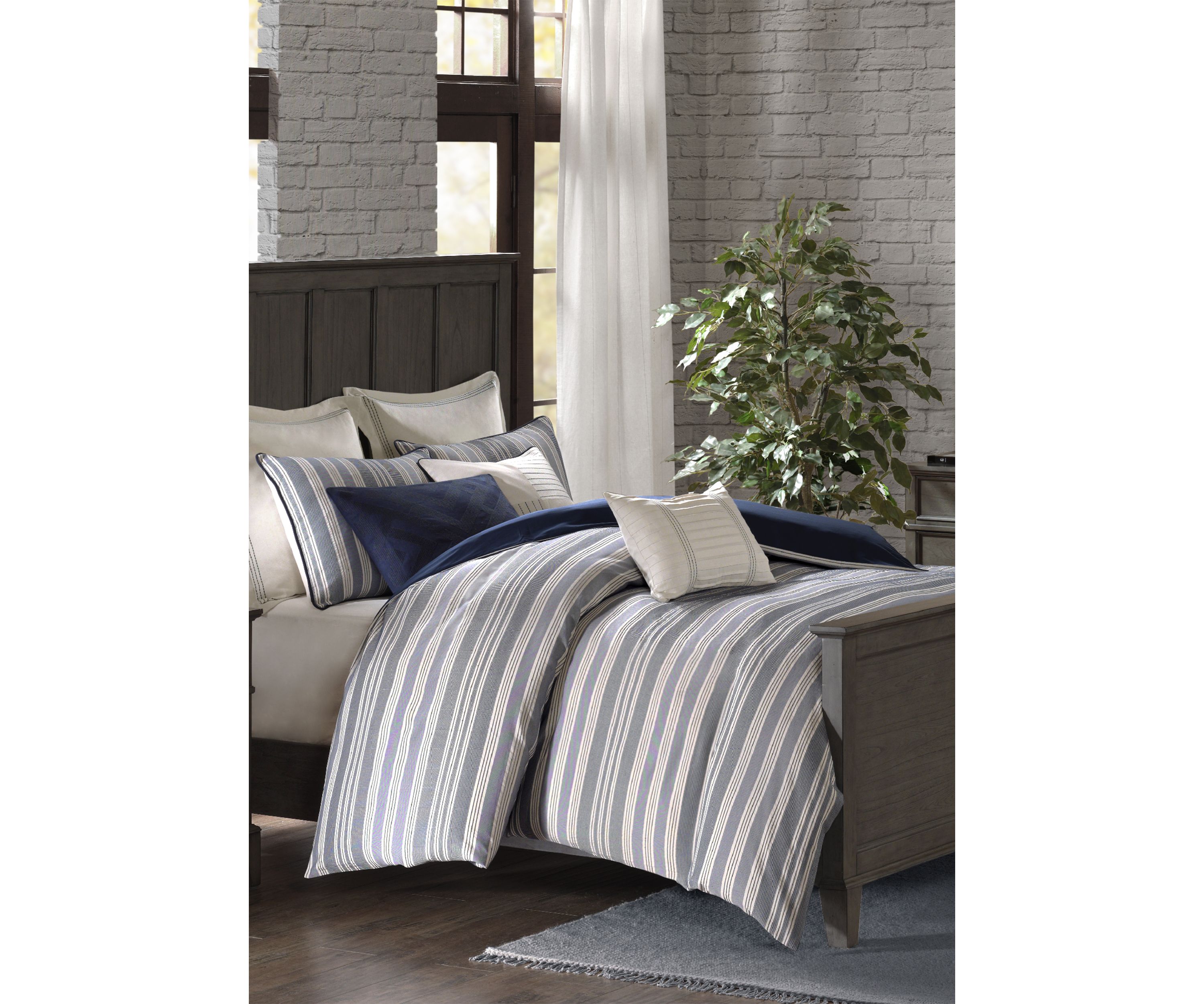 Farmhouse Comforter Set