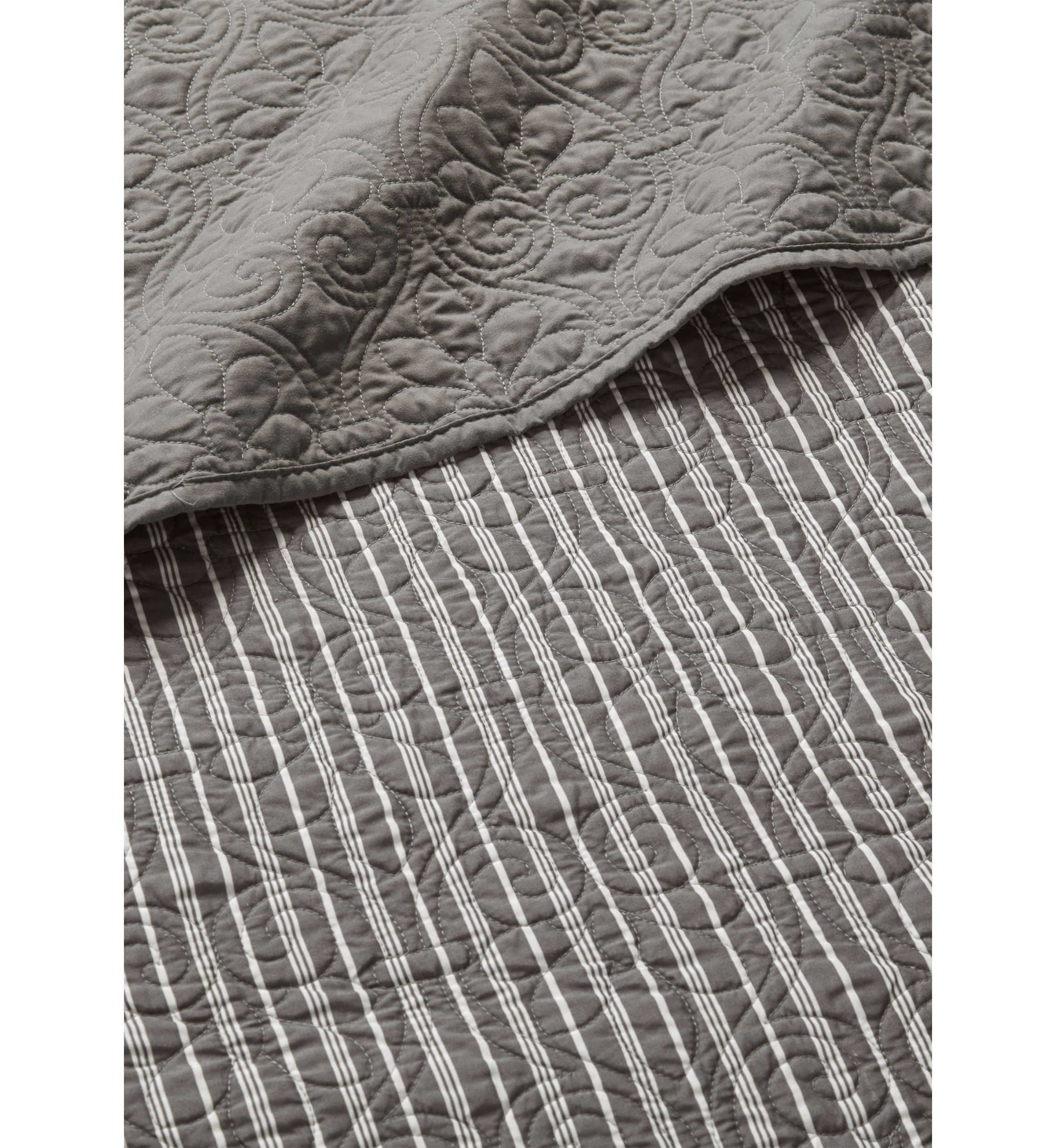 Quebec 6 Piece Reversible Daybed Cover Set