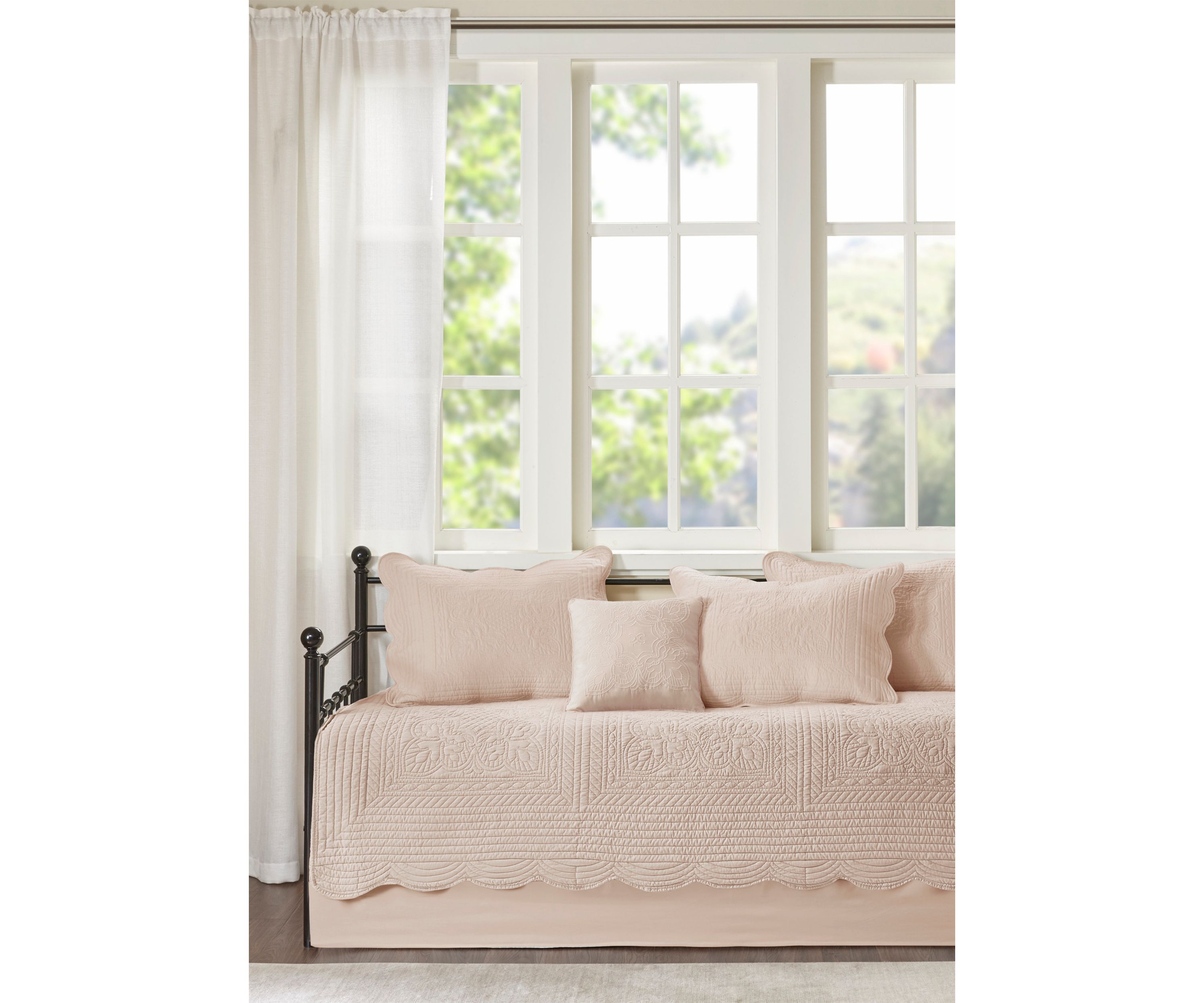 Tuscany 6 Piece Scalloped Edge Daybed Cover Set