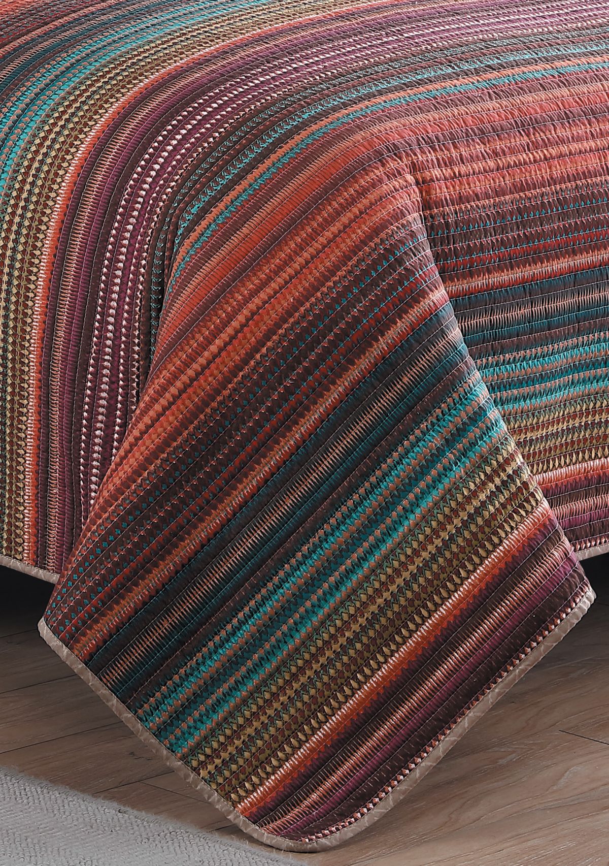 Taj Quilt Set