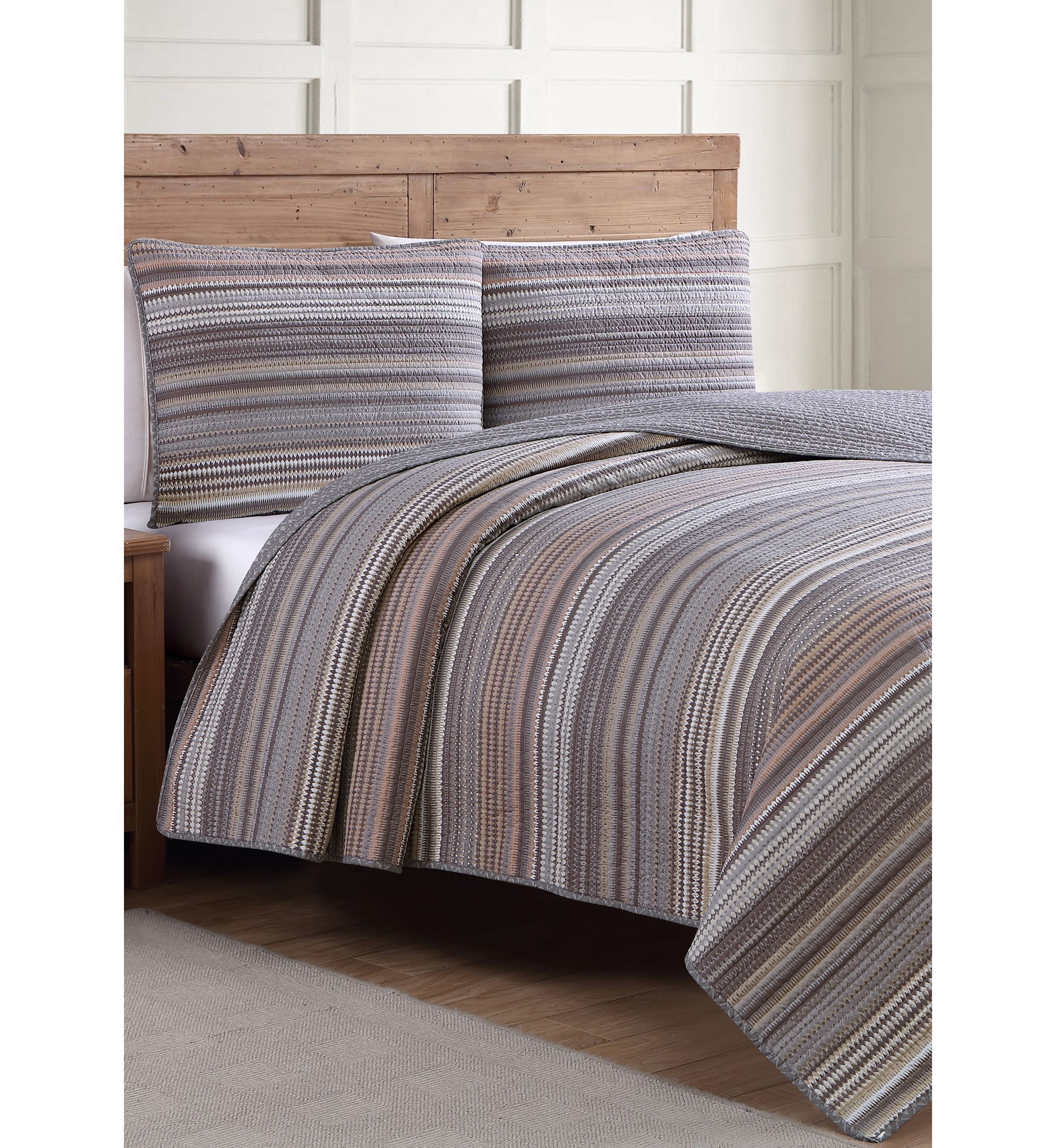 Taj Quilt Set