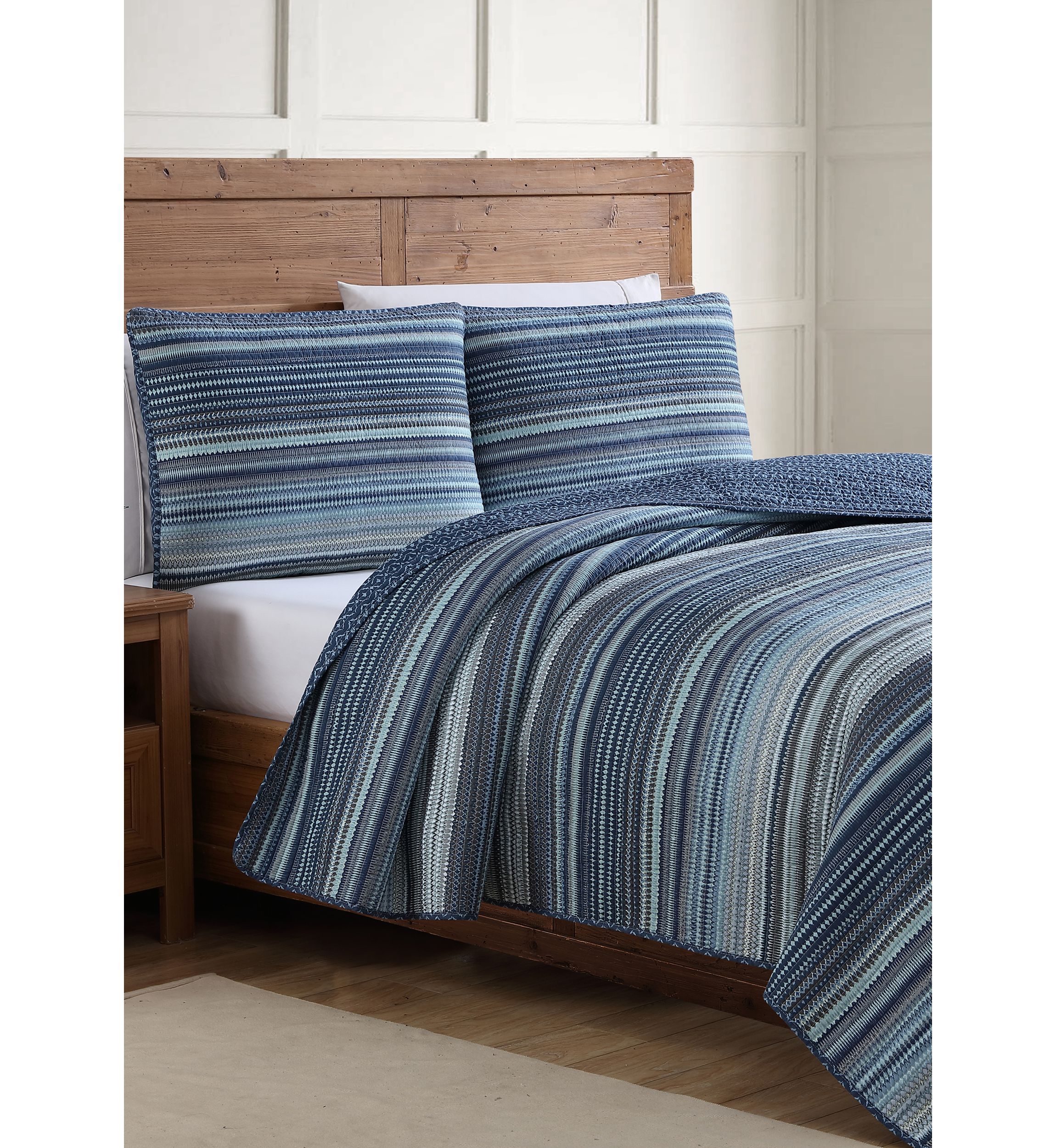 Taj Quilt Set