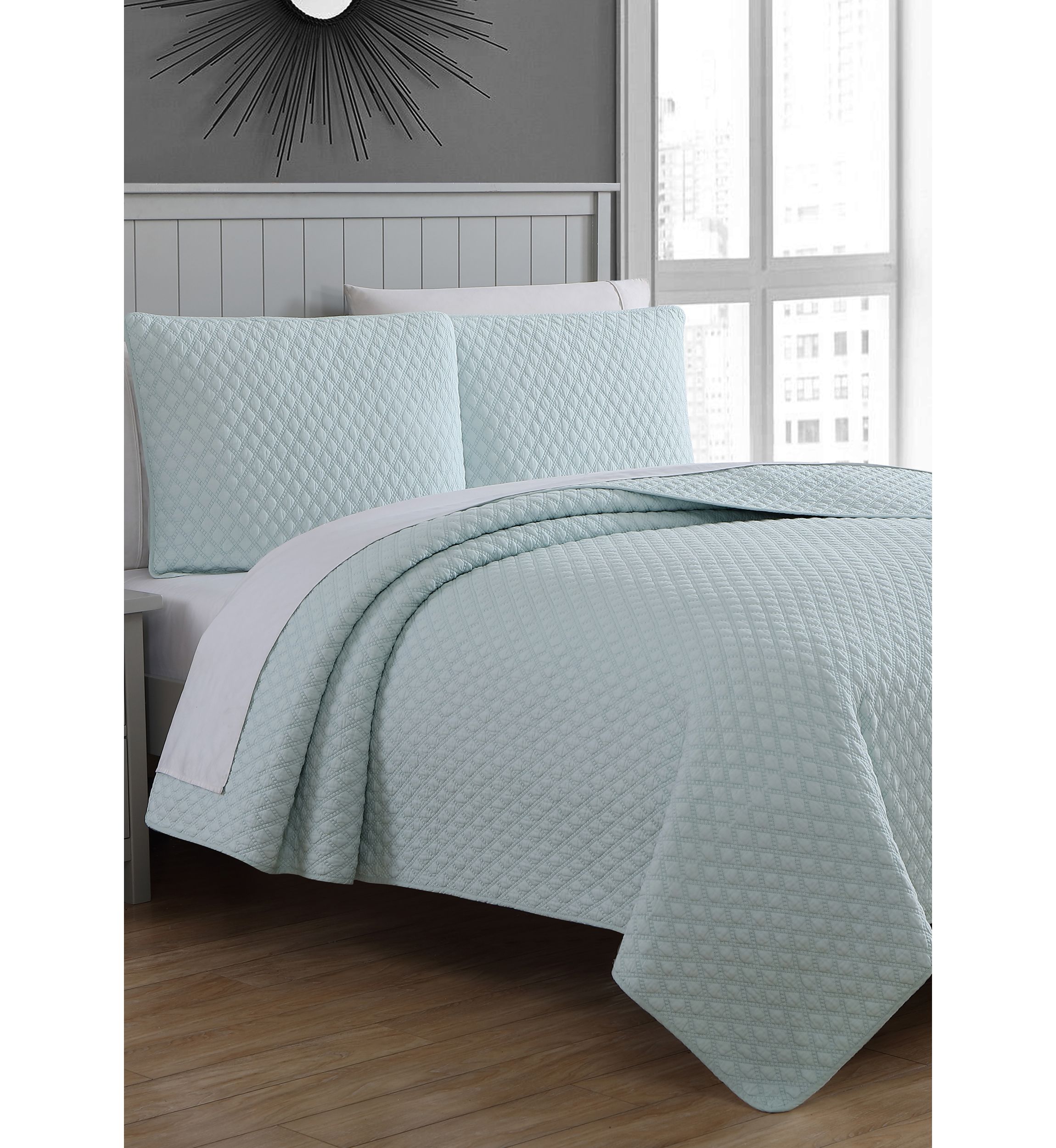 Fenwick Quilt Set
