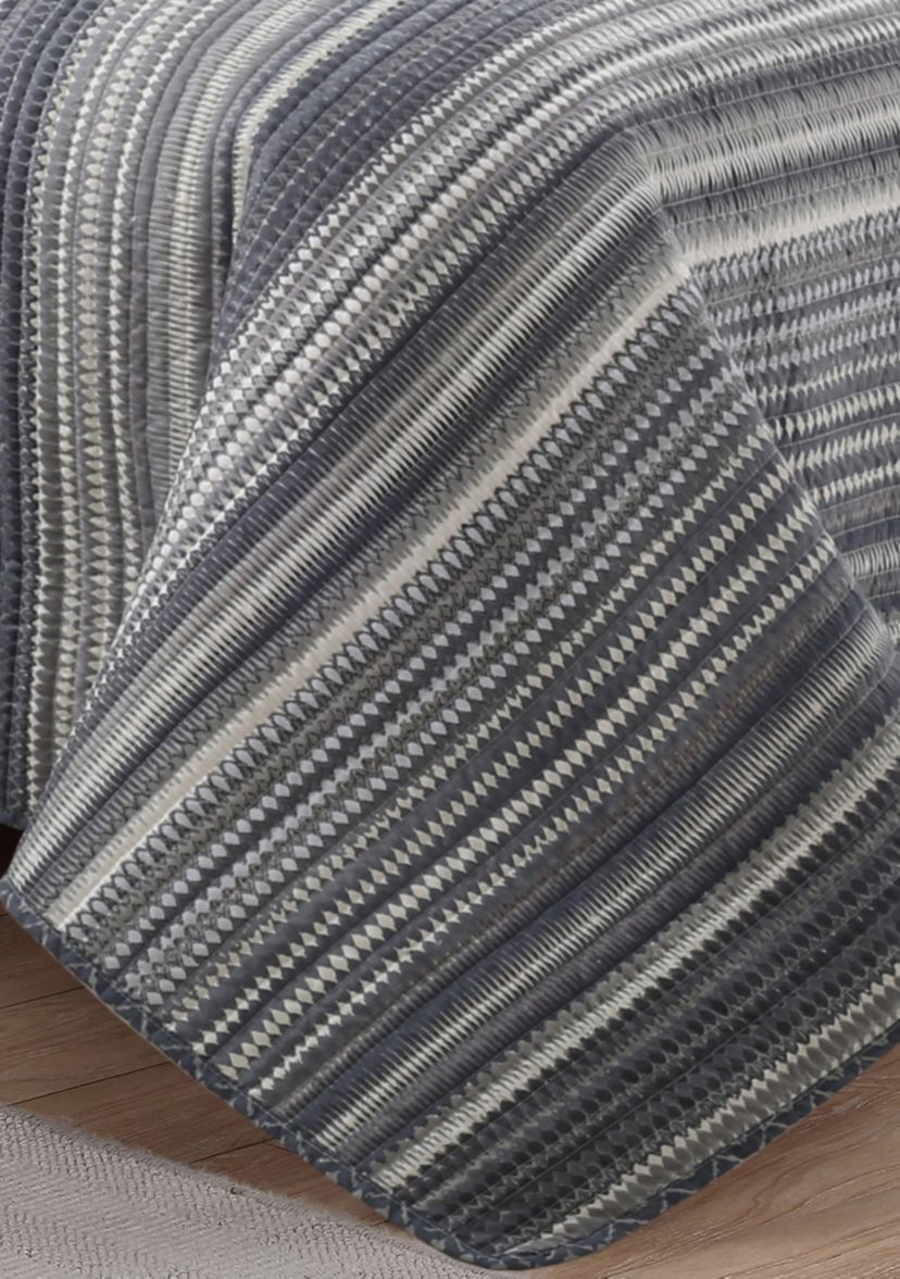 Taj Quilt Set