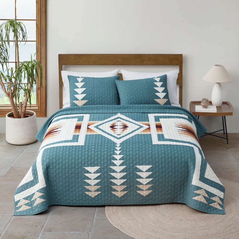 Harding Pieced Quilt Set