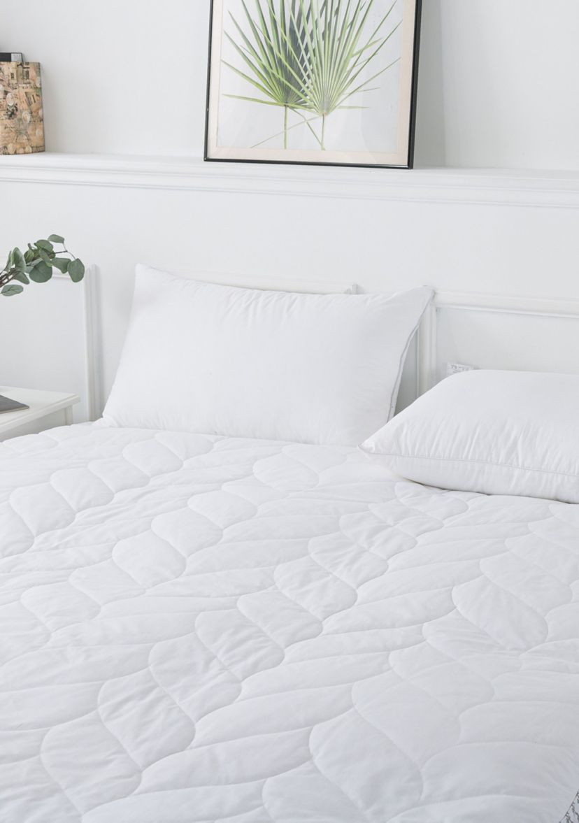 Cotton Quilted Dual Chamber 1.5 in. Feather Topper
