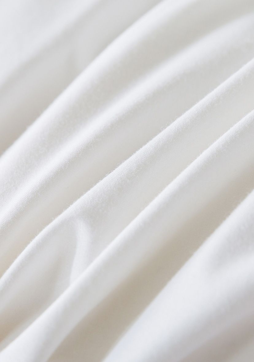Antimicrobial 233 Thread Count Cotton White Duck Down Pillow