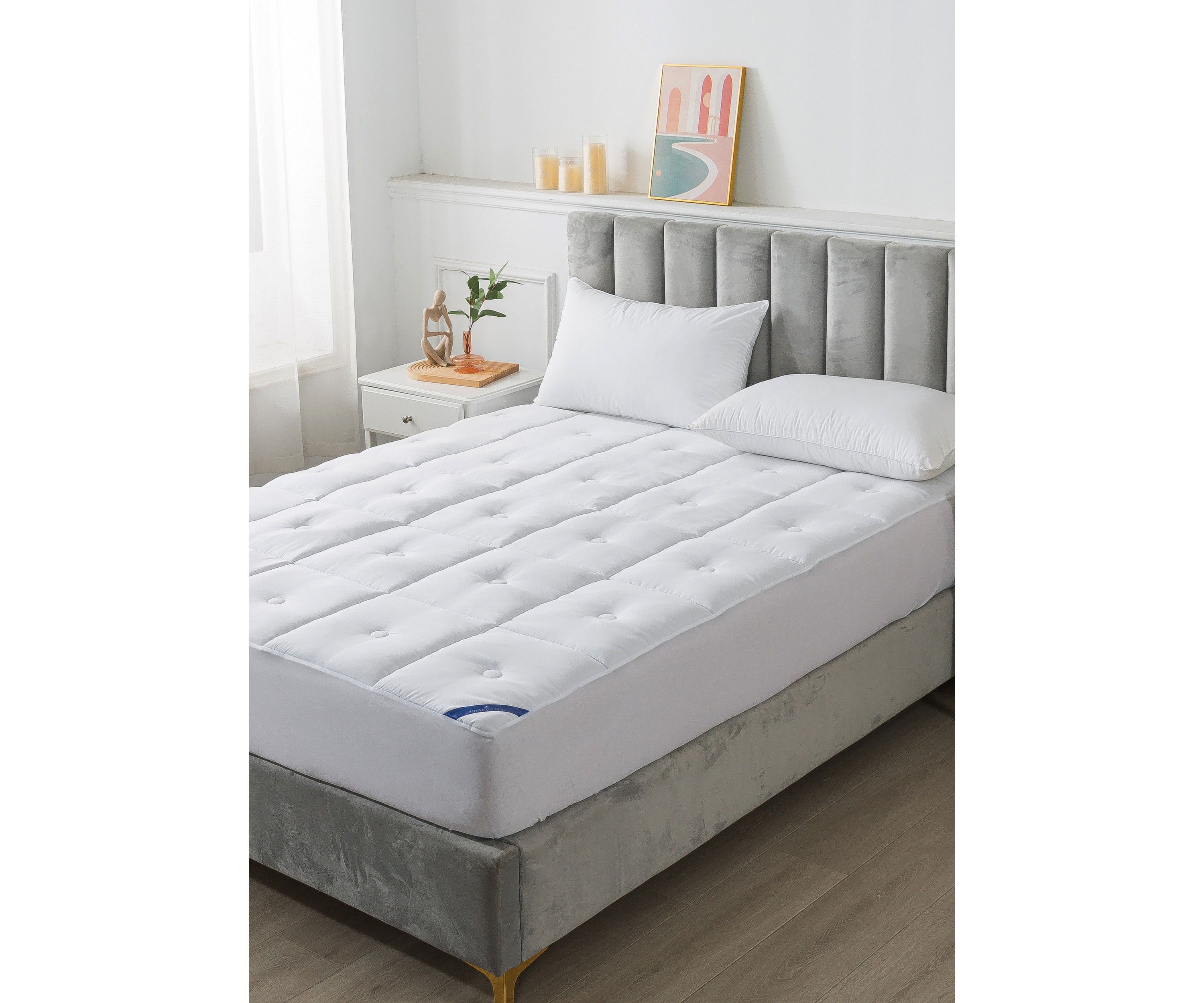 Button Stitch Stain Restistant Mattress Pad