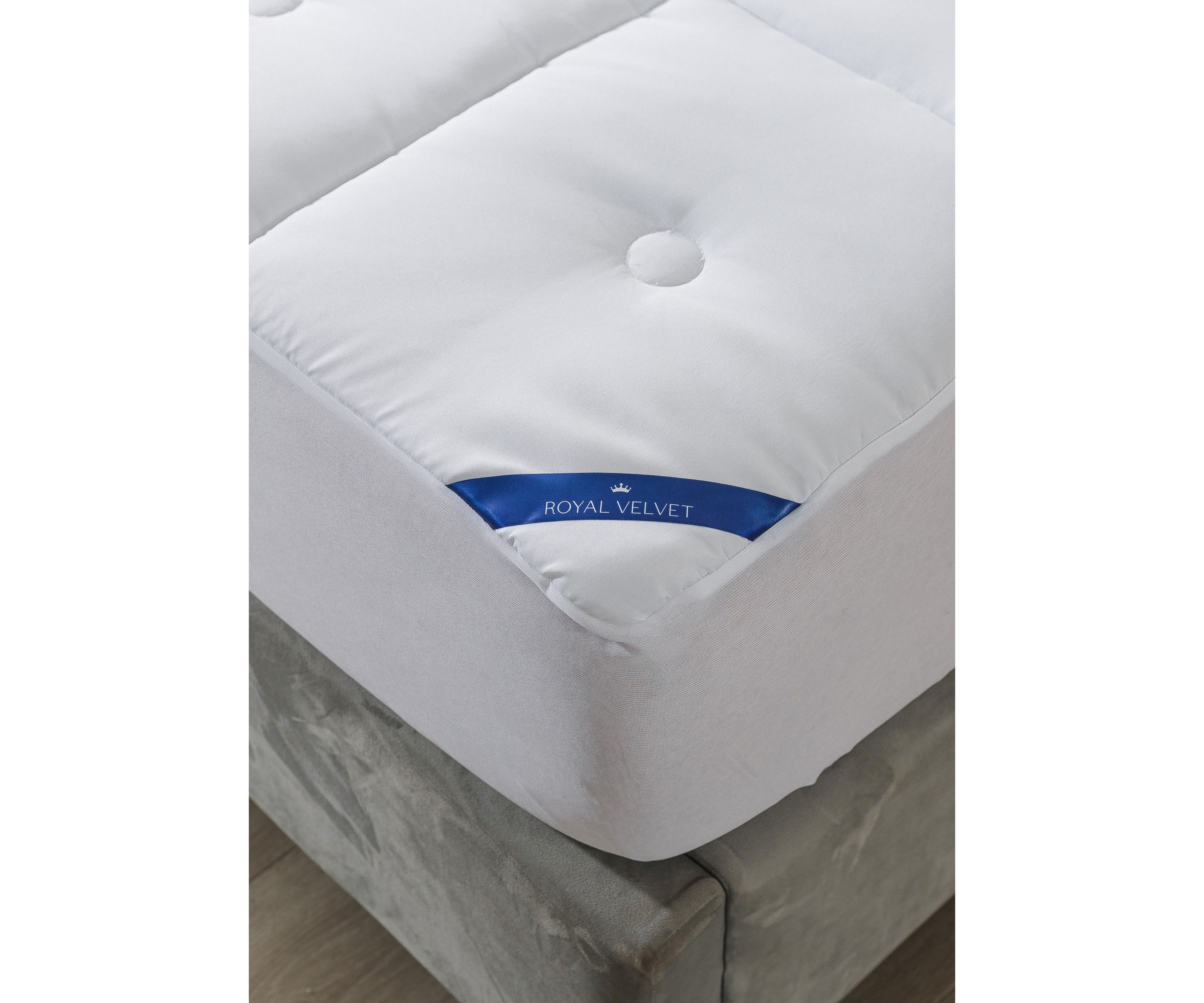 Button Stitch Stain Restistant Mattress Pad