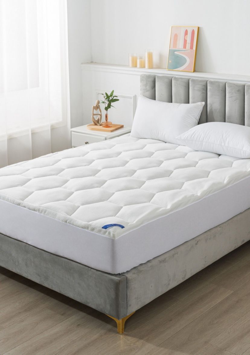 Honeycomb Soft Knit Mattress Topper