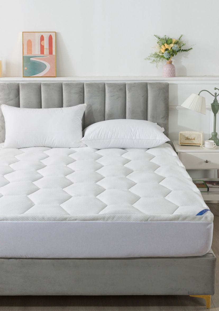 Honeycomb Soft Knit Mattress Topper