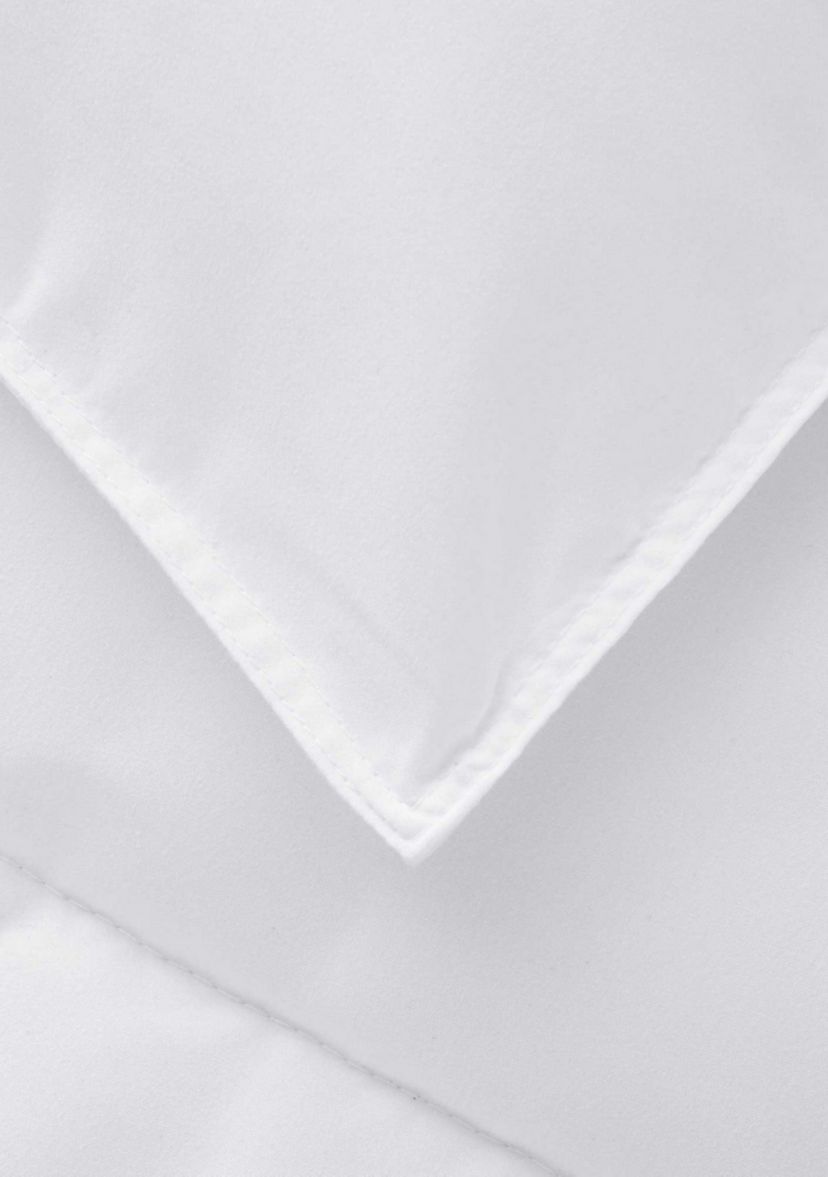 Fleece & Feather 100% Wool Filled Comforter