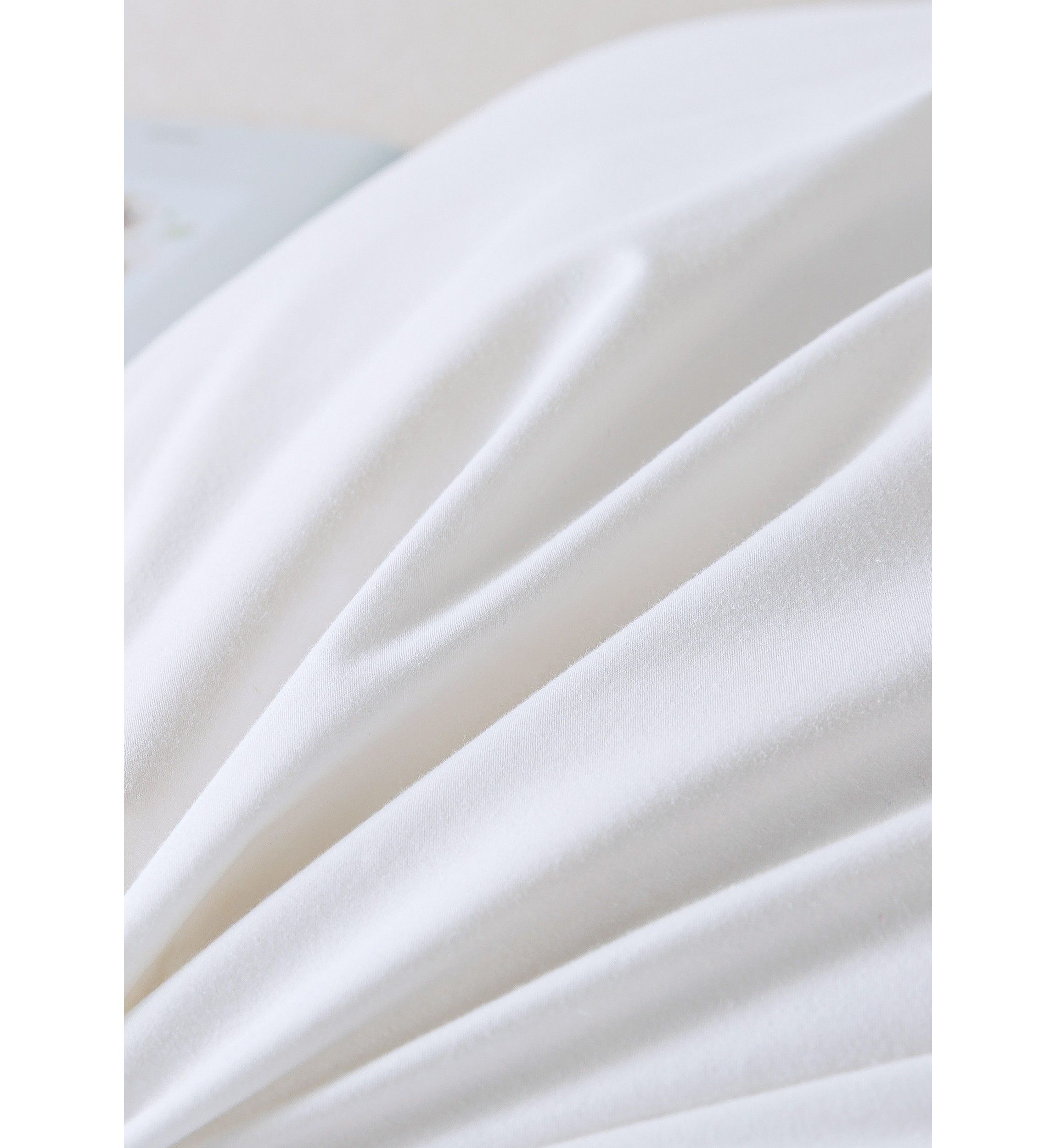 Fleece & Feather 100% Wool Filled Comforter