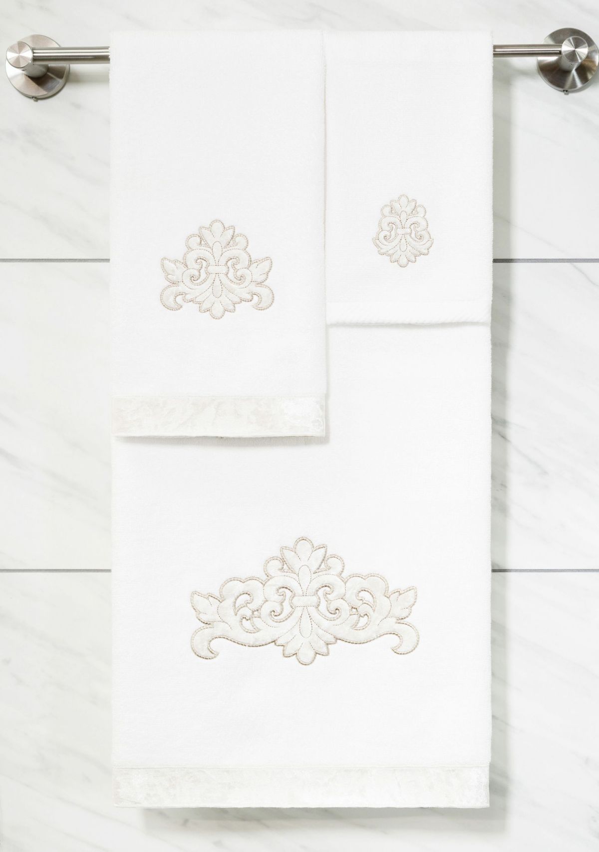MAY 3PC Embellished Towel Set