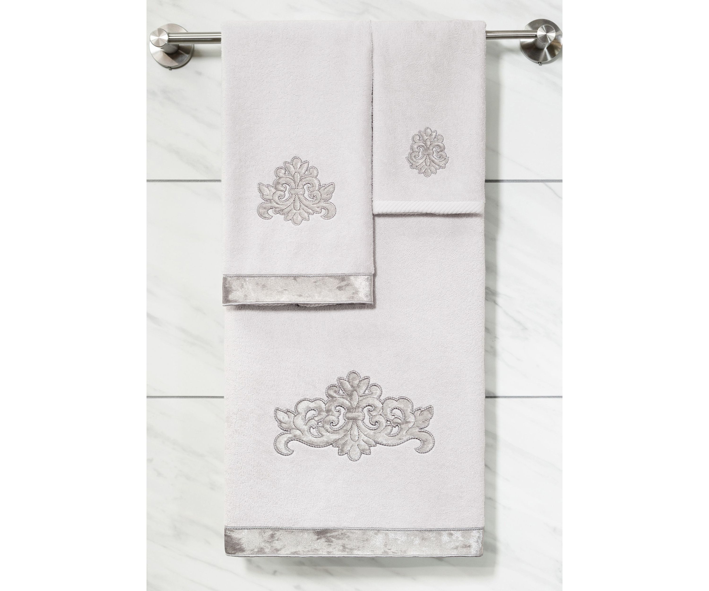 MAY 3PC Embellished Towel Set