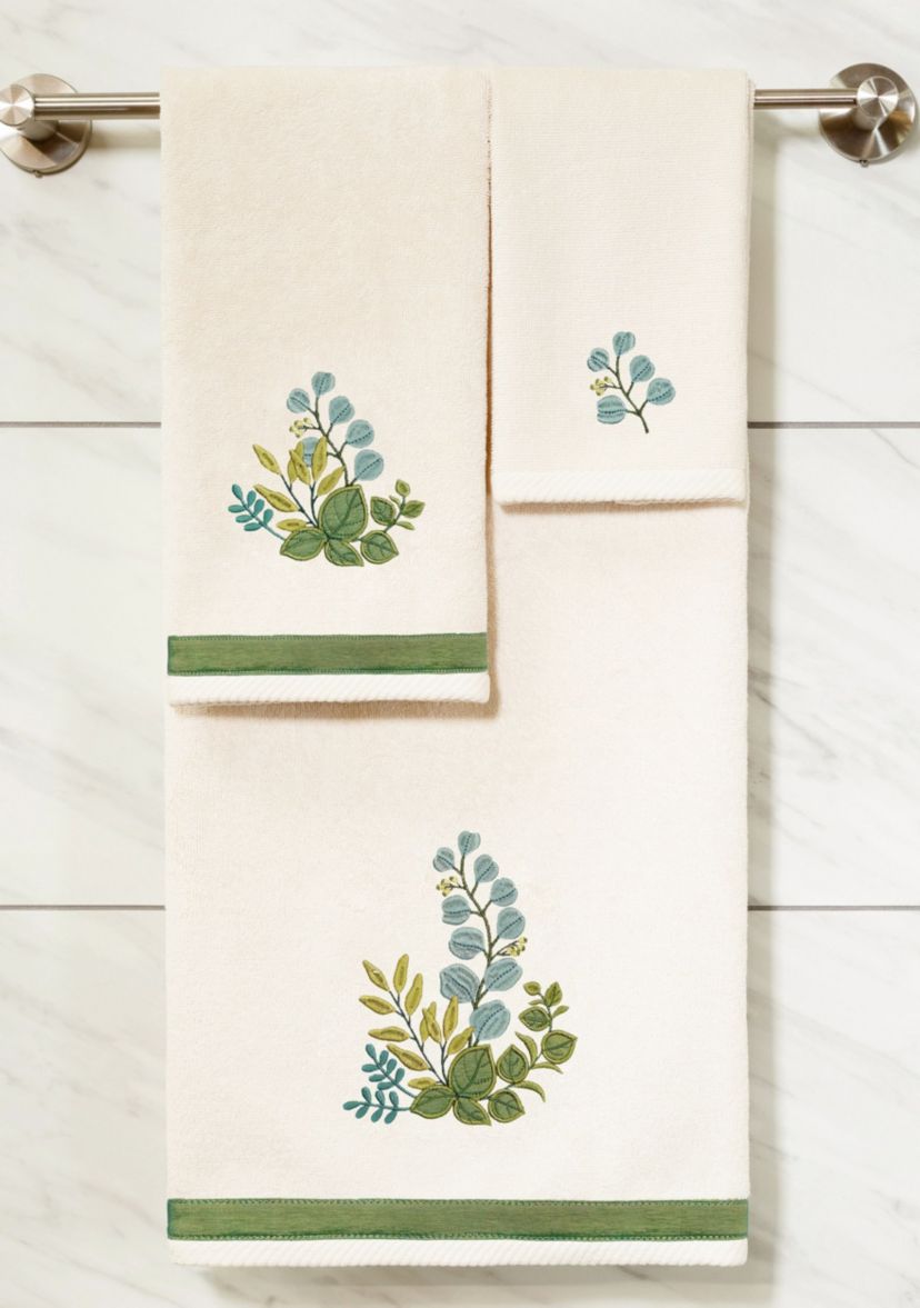 BOTANICA 2PC Embellished Fingertip Towel Set