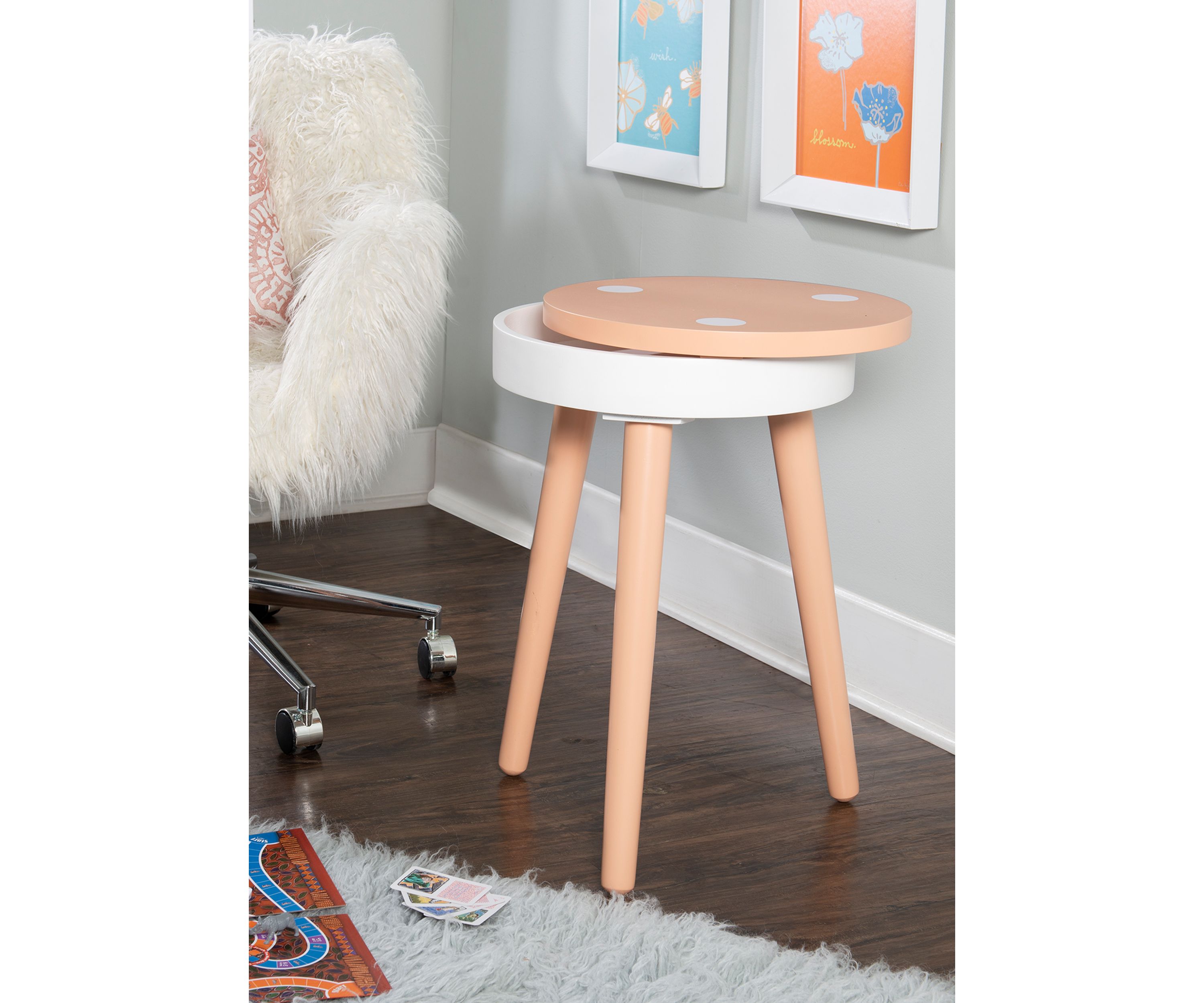  Polly Side Table 