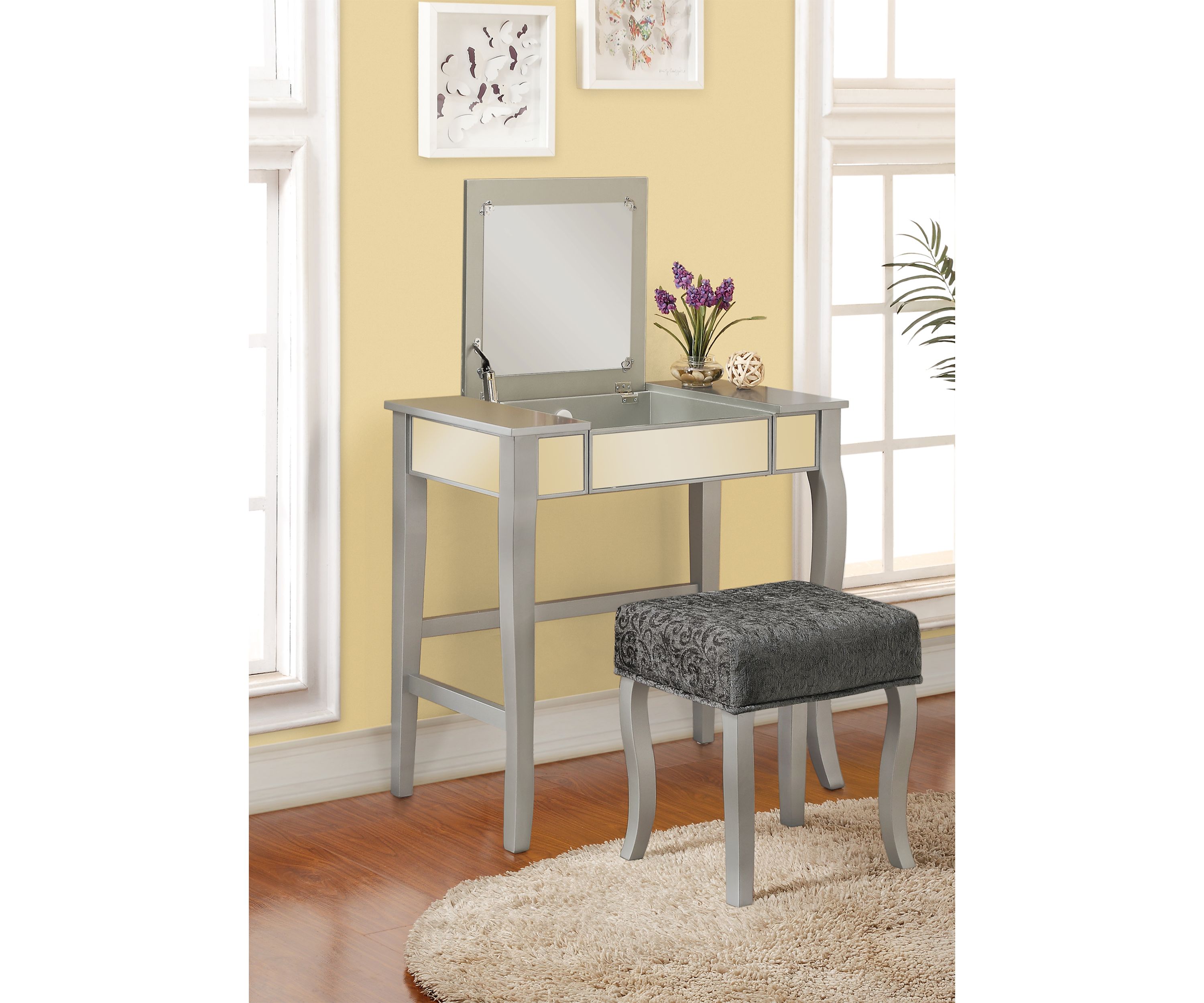 Simmons Vanity Set
