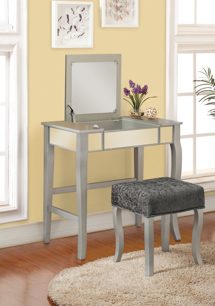 Simmons Vanity Set