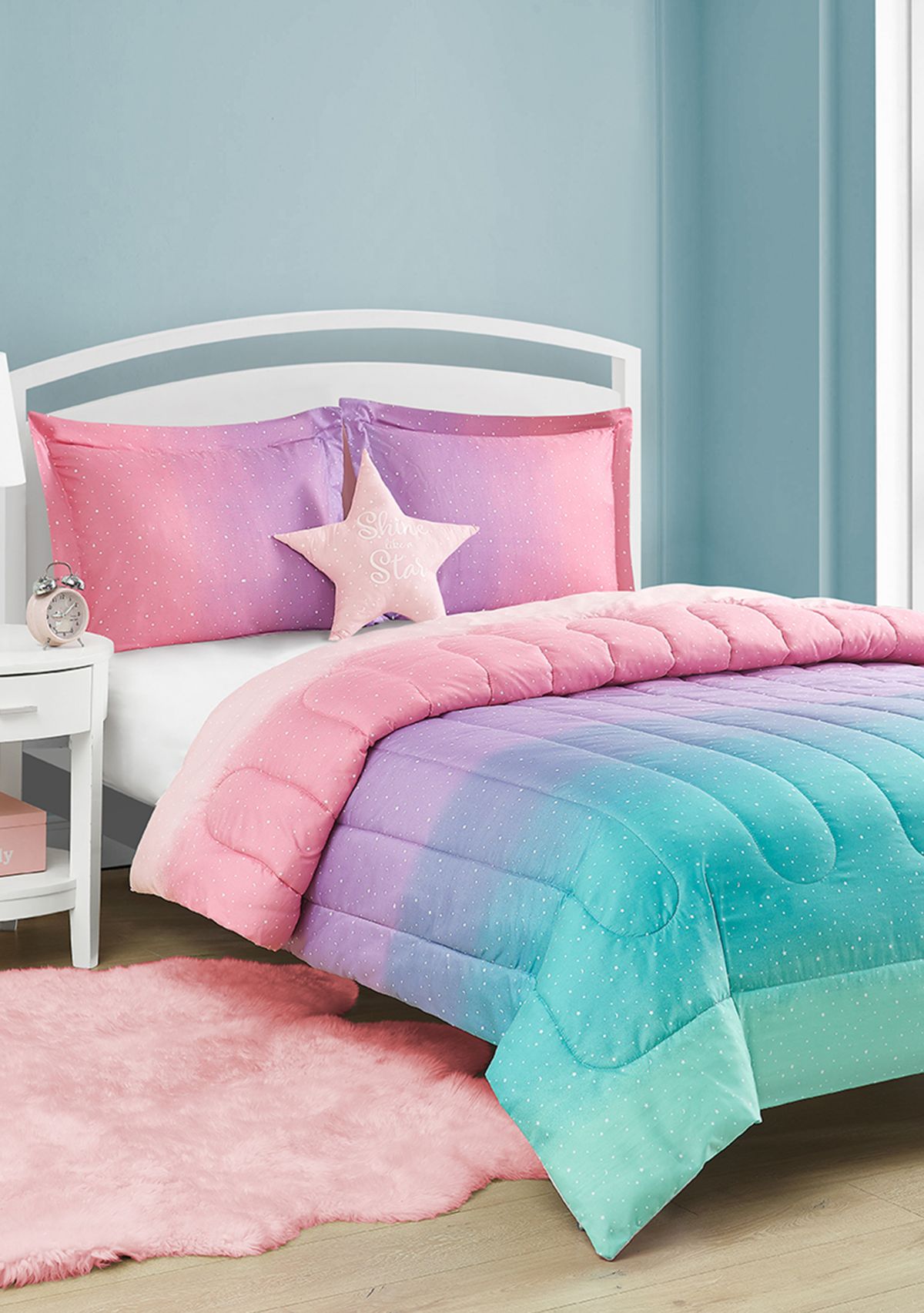 Jada Celestial Ombre Comforter Set with Star Novelty Pillow