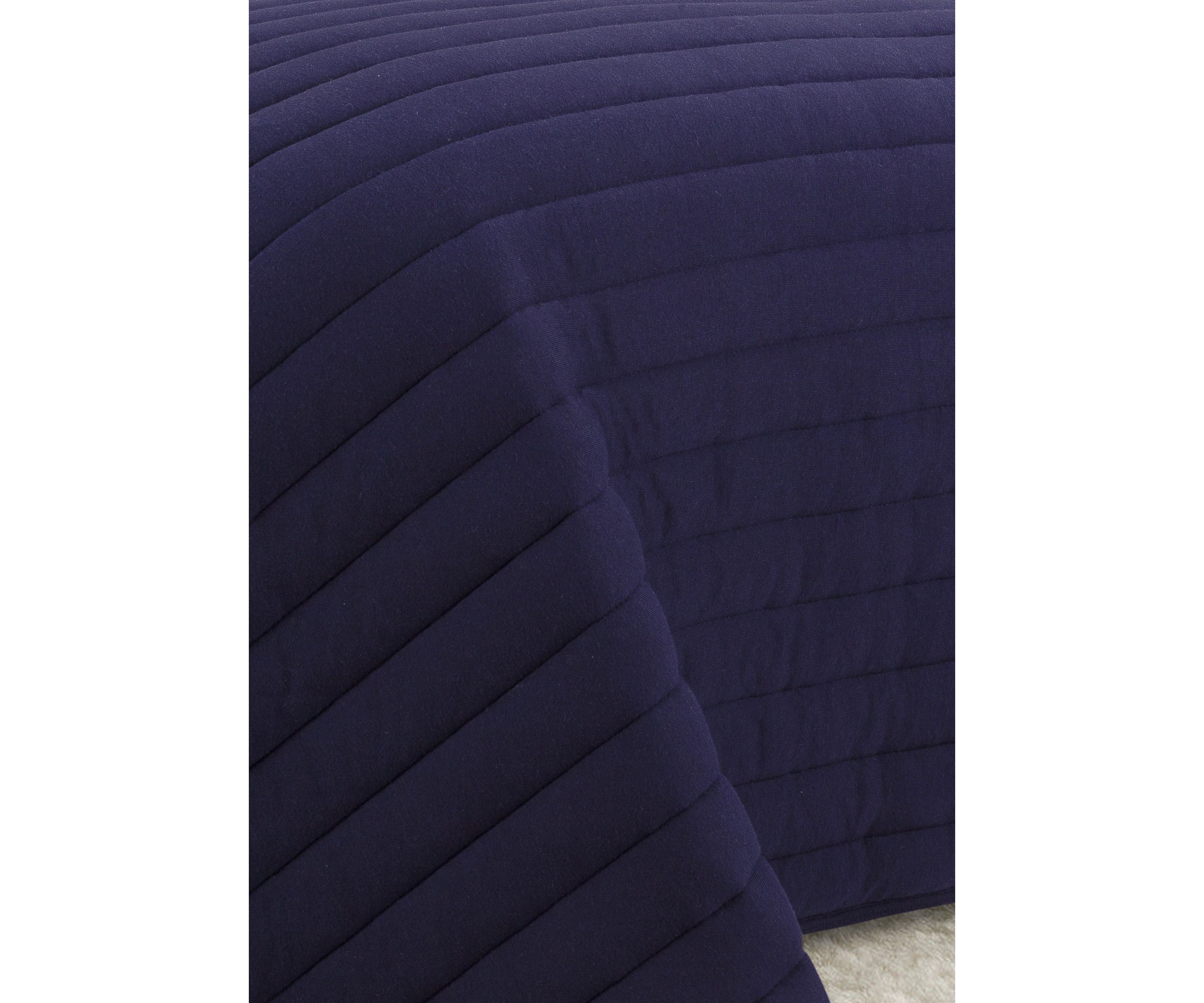 Soft Surround College Collection Jersey Solid Reversible Quilt Set