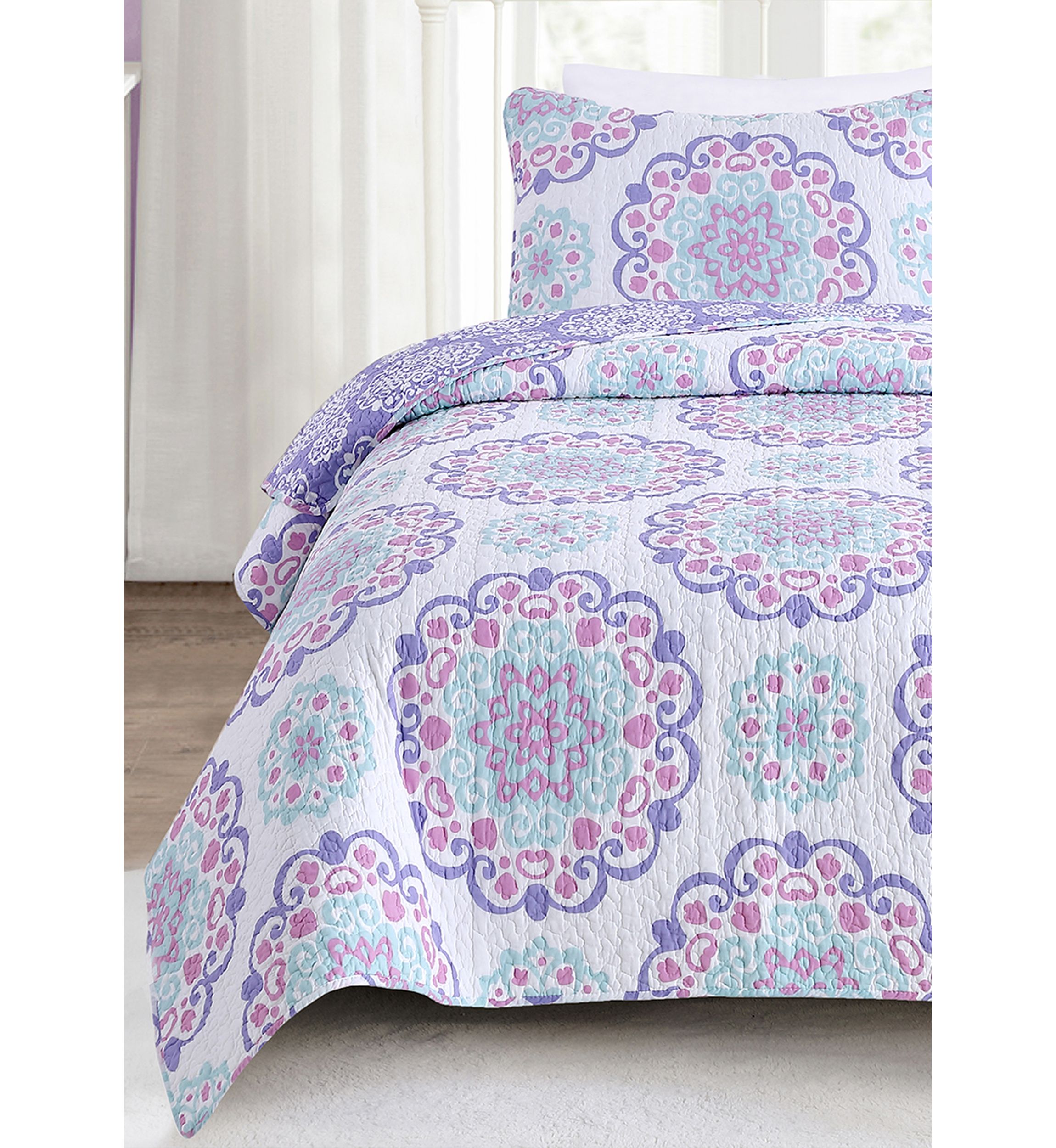 Vivian  Cotton Quilt Set